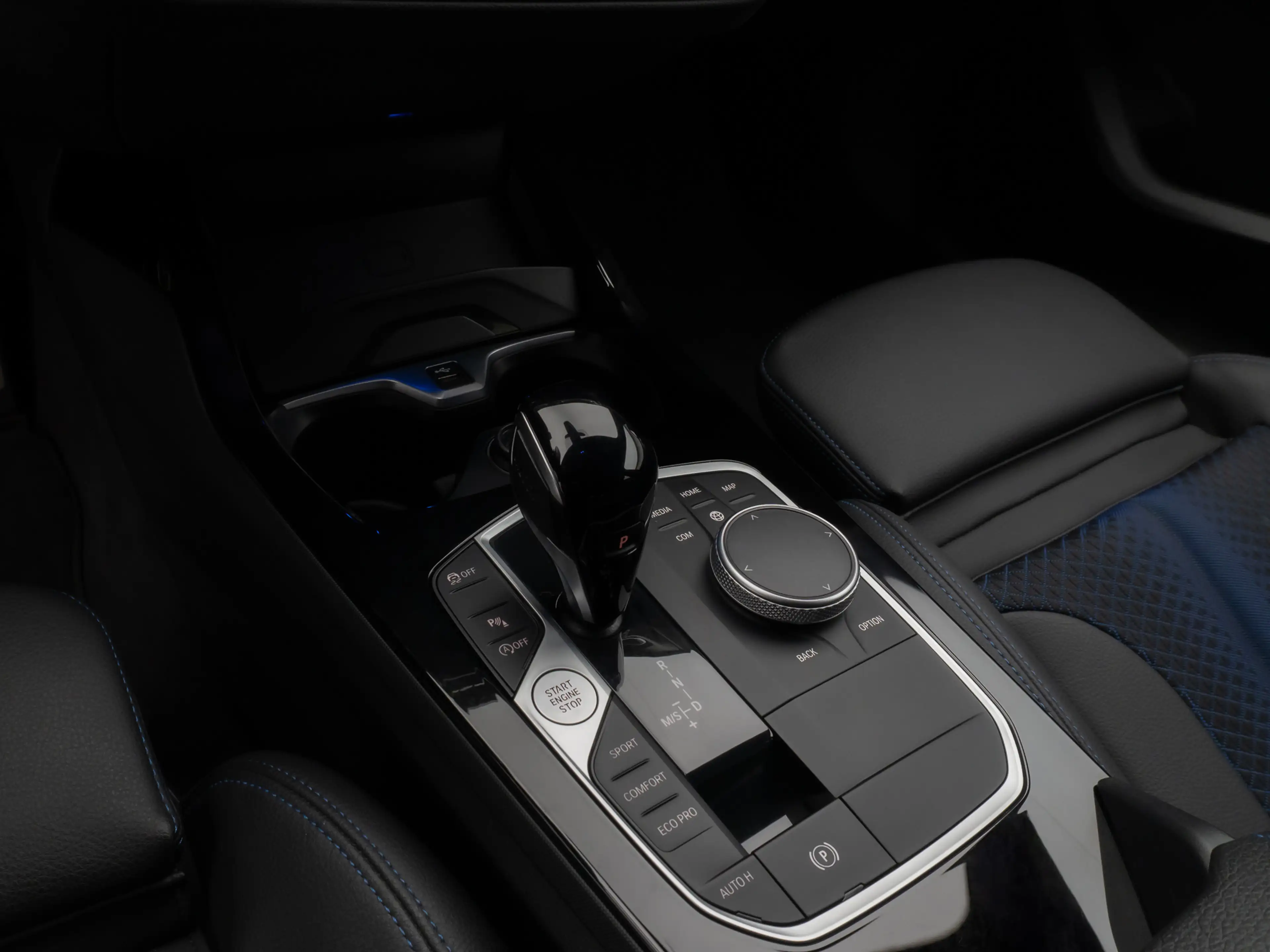 BMW 135 xD HUD DAB H K Komfort 19 Lenkradheizung — photo 22