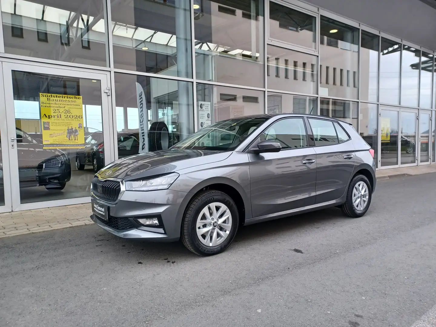 Skoda Fabia Selection Grau - 2