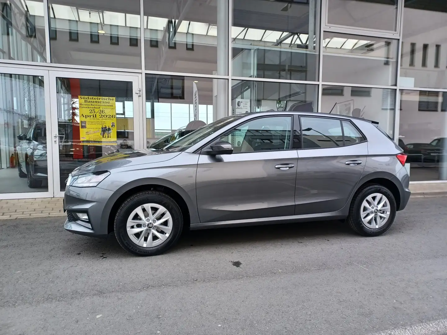 Skoda Fabia Selection Grau - 1