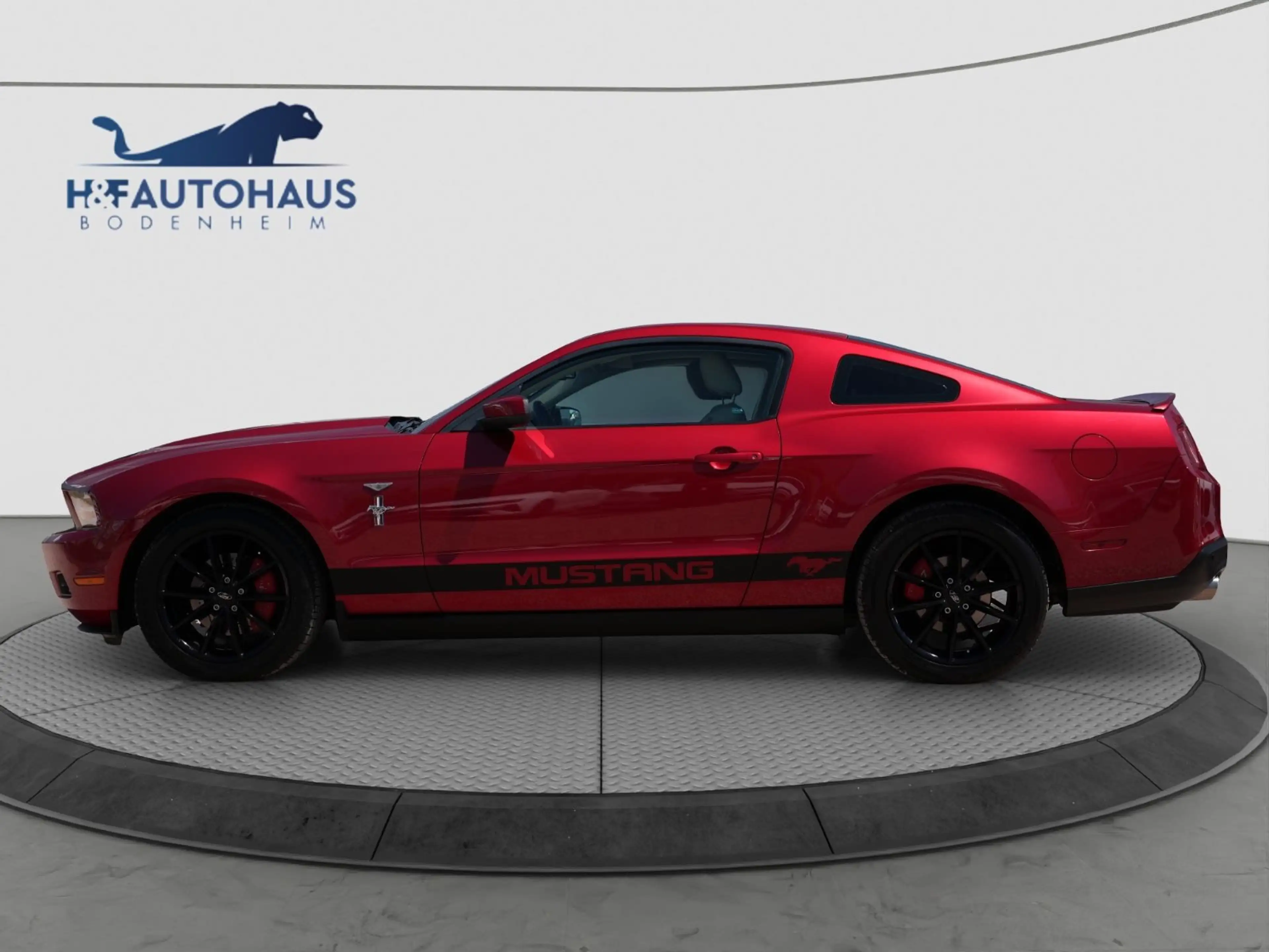 Ford Mustang Coupe/Automatik/TÜV NEU/BLUETOOTH — photo 8