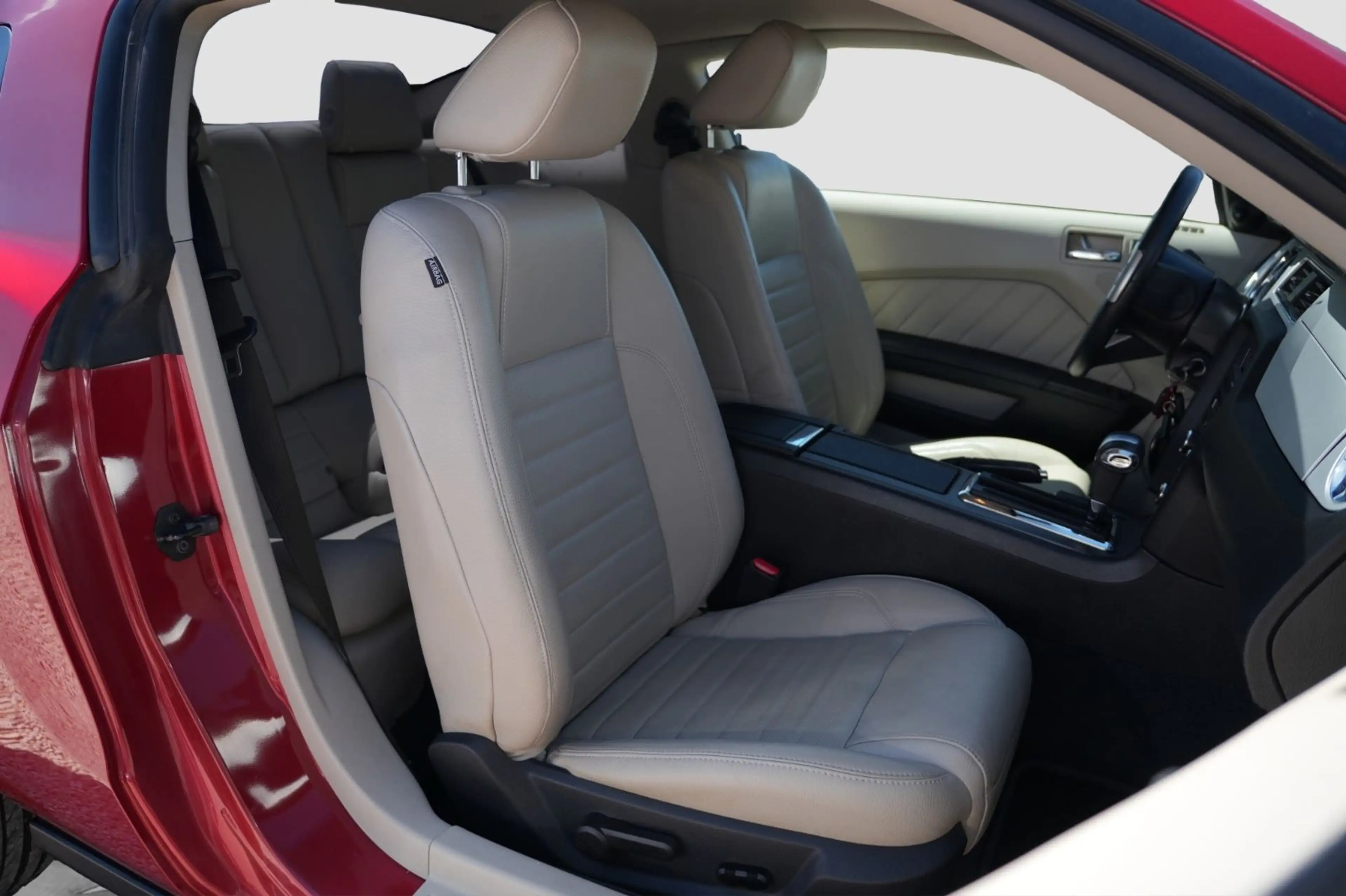 Ford Mustang Coupe/Automatik/TÜV NEU/BLUETOOTH — photo 10