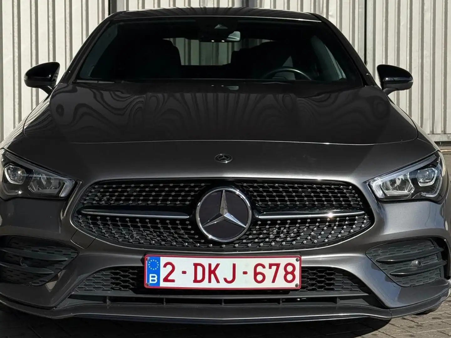 Mercedes-Benz CLA 180 Tot 25 Juni 24.000 euro CLA 180 d 7G-DCT AMG Line Grey - 2