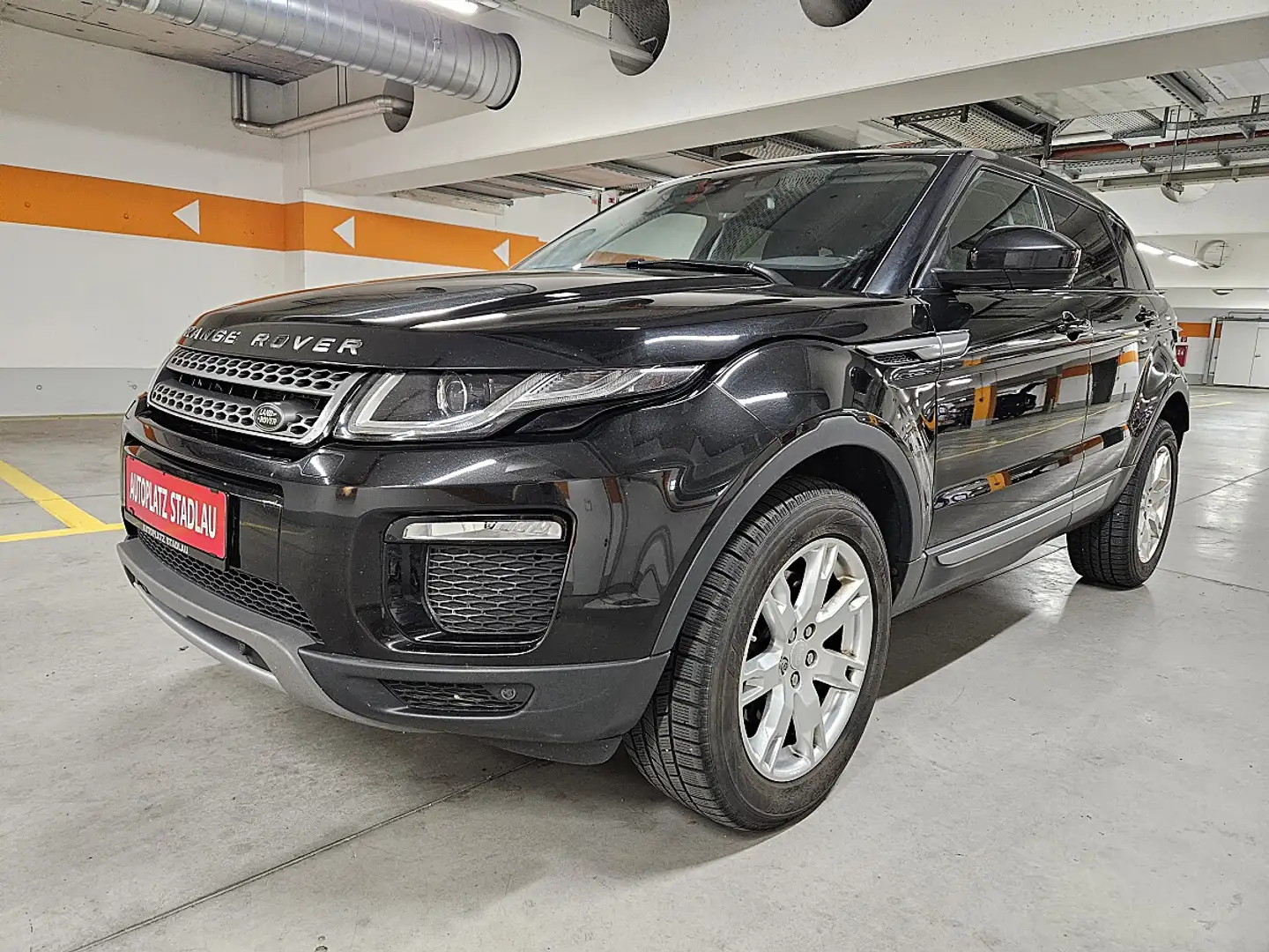Land Rover Range Rover Evoque SE 2,0 TD4 e-Capability Schwarz - 1