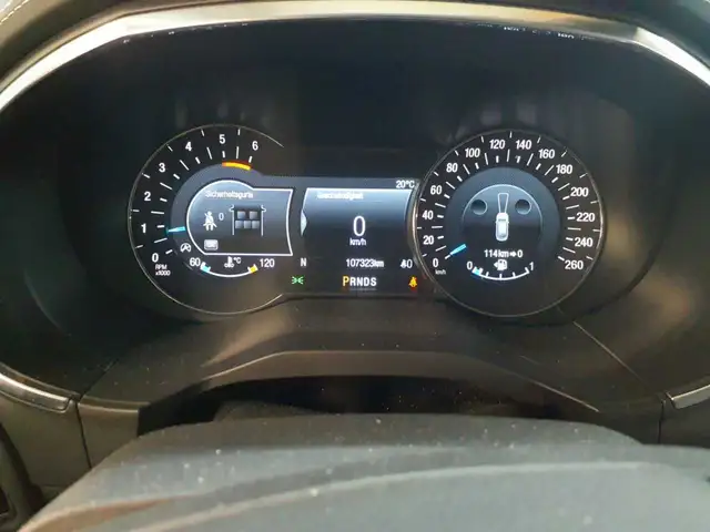 Ford S-Max view 11