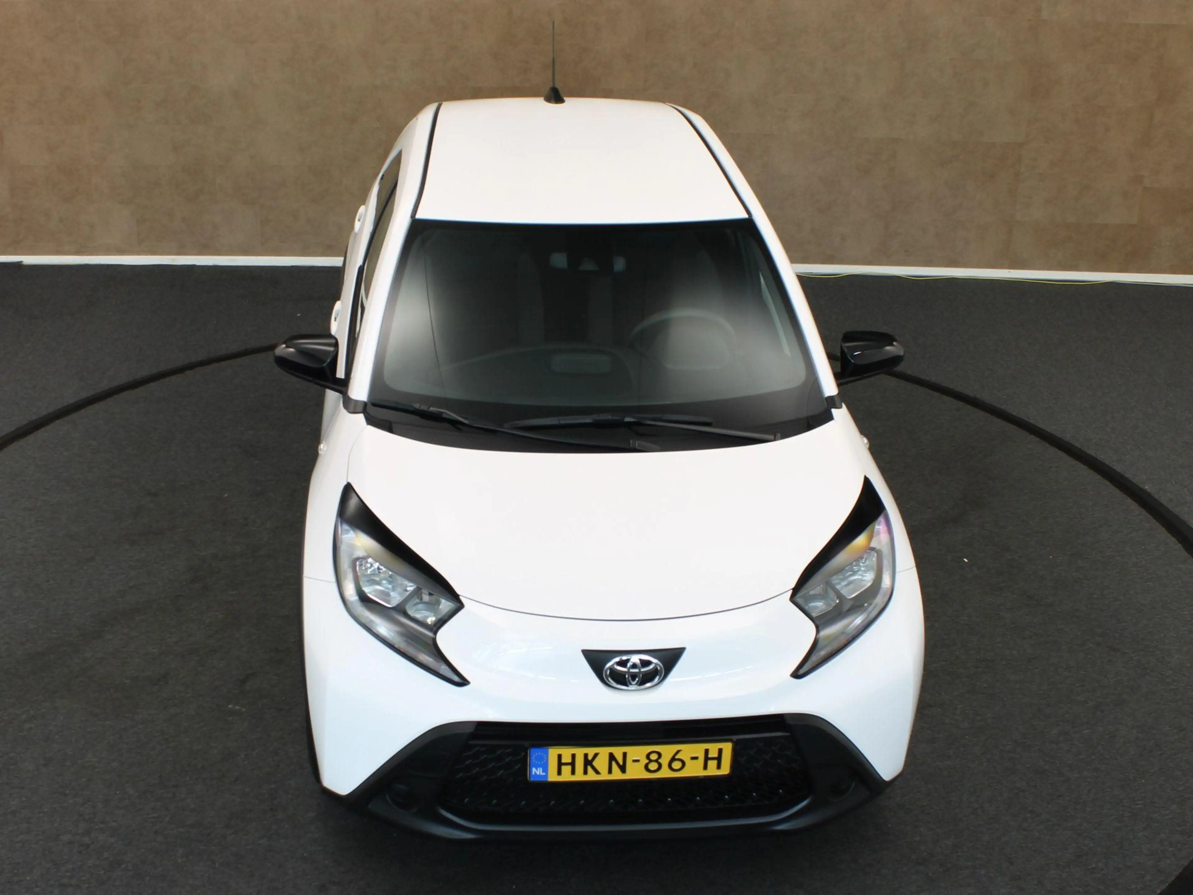 Toyota Aygo X 1.0 VVT-i MT Play - ORIGINEEL NEDERLANDSE AUTO - A — photo 15