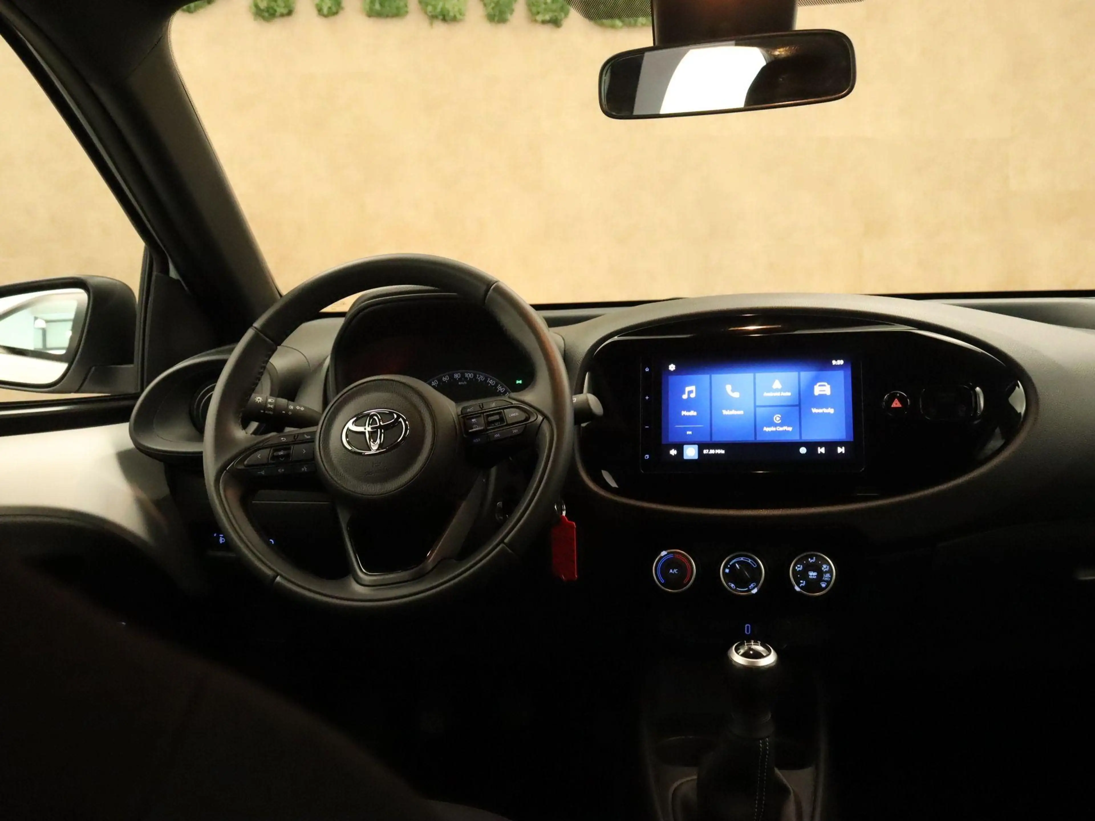 Toyota Aygo X 1.0 VVT-i MT Play - ORIGINEEL NEDERLANDSE AUTO - A — photo 8