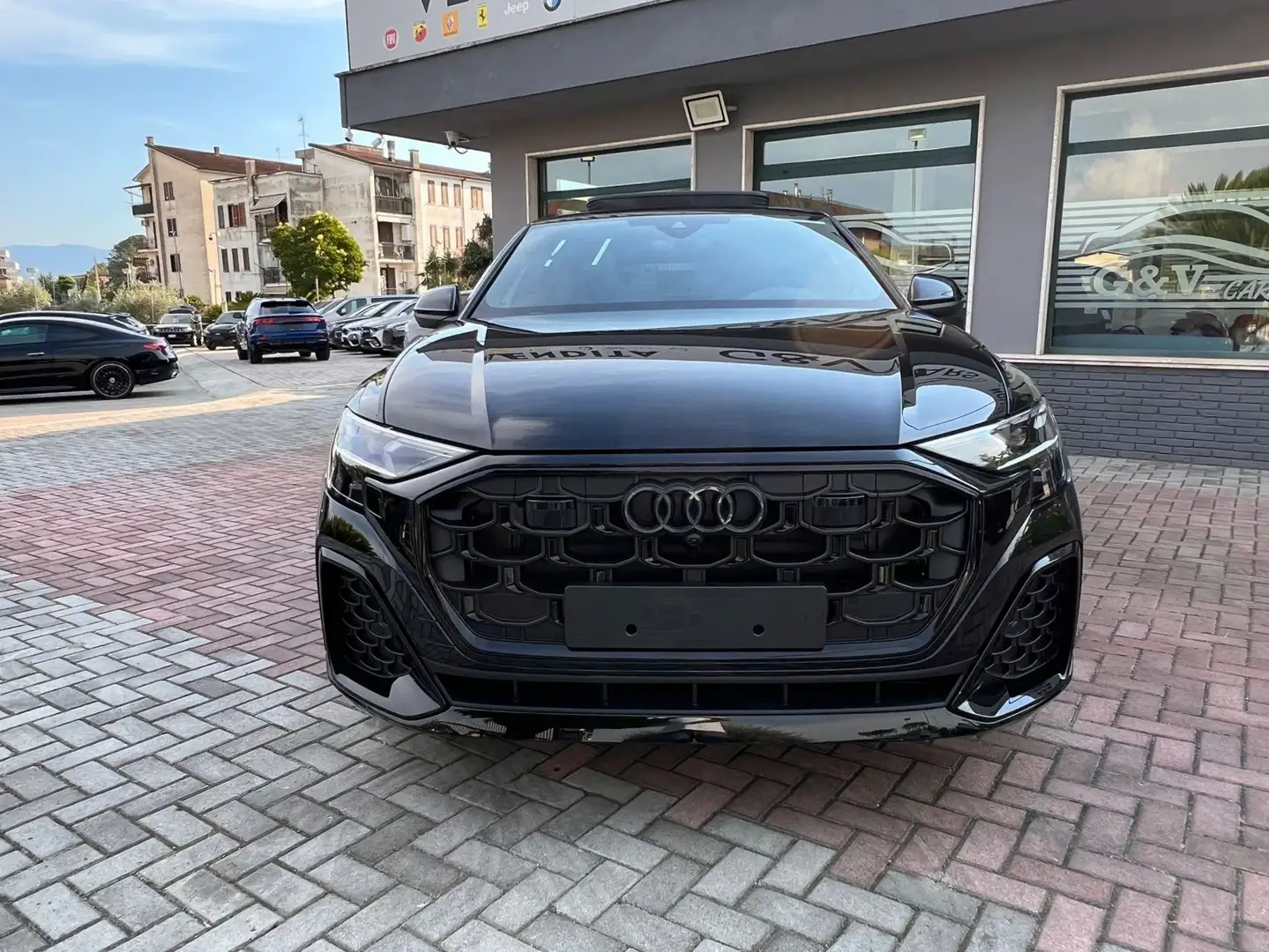 Audi Q8 Acconto €39.200 Noleggio con riscatto NoScoring Zwart - 2