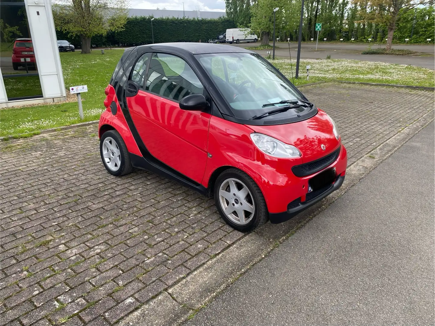 smart forTwo 1.0i Mhd Passion Softouch Rouge - 1