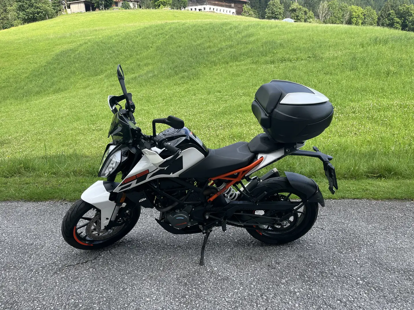 KTM 125 Duke - 2
