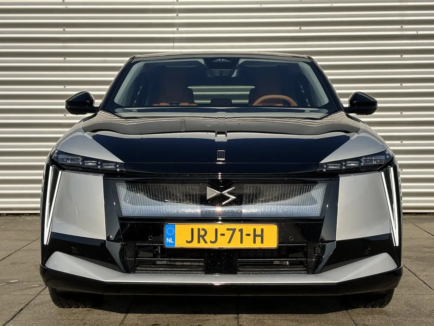 DS Automobiles Sonstige No 8 Long Range Étoile Absolute Comfort Tech 97 kW Grau - 2