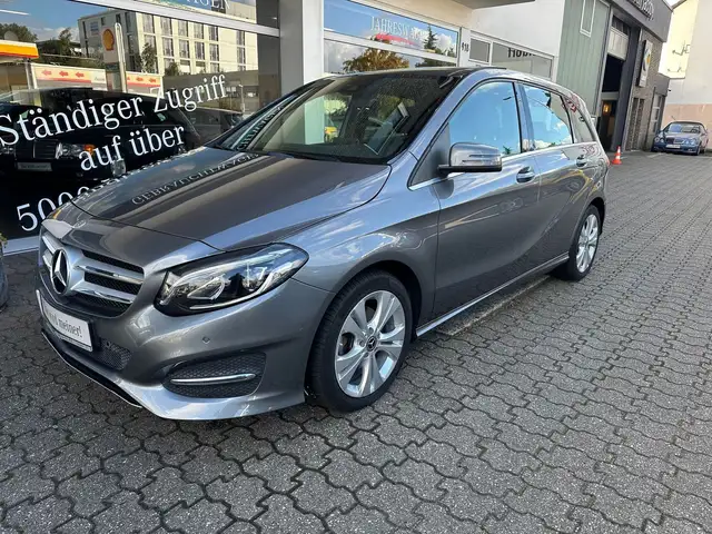 Mercedes-Benz B 200 Panorama