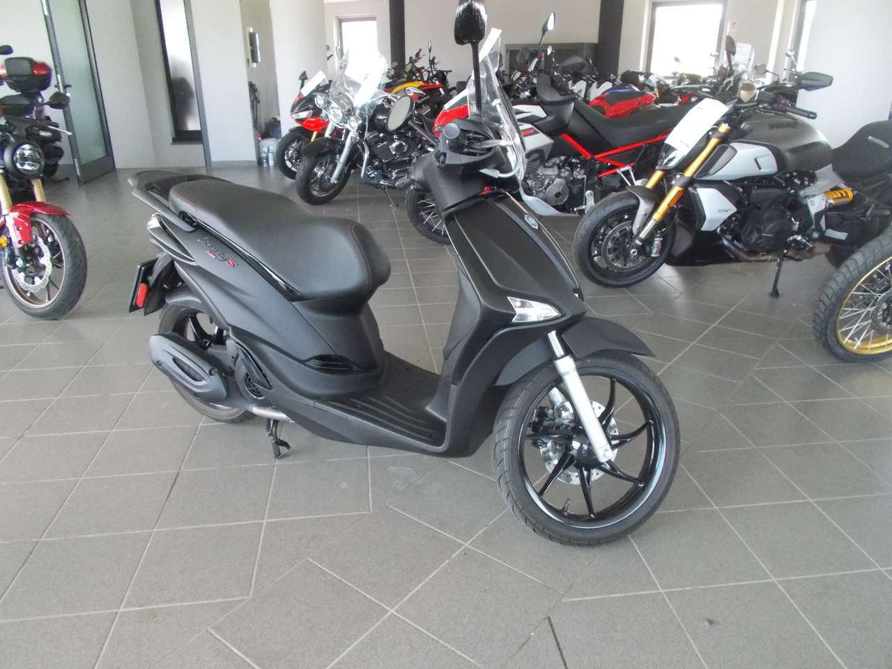 Piaggio Medley 150 SPORT
