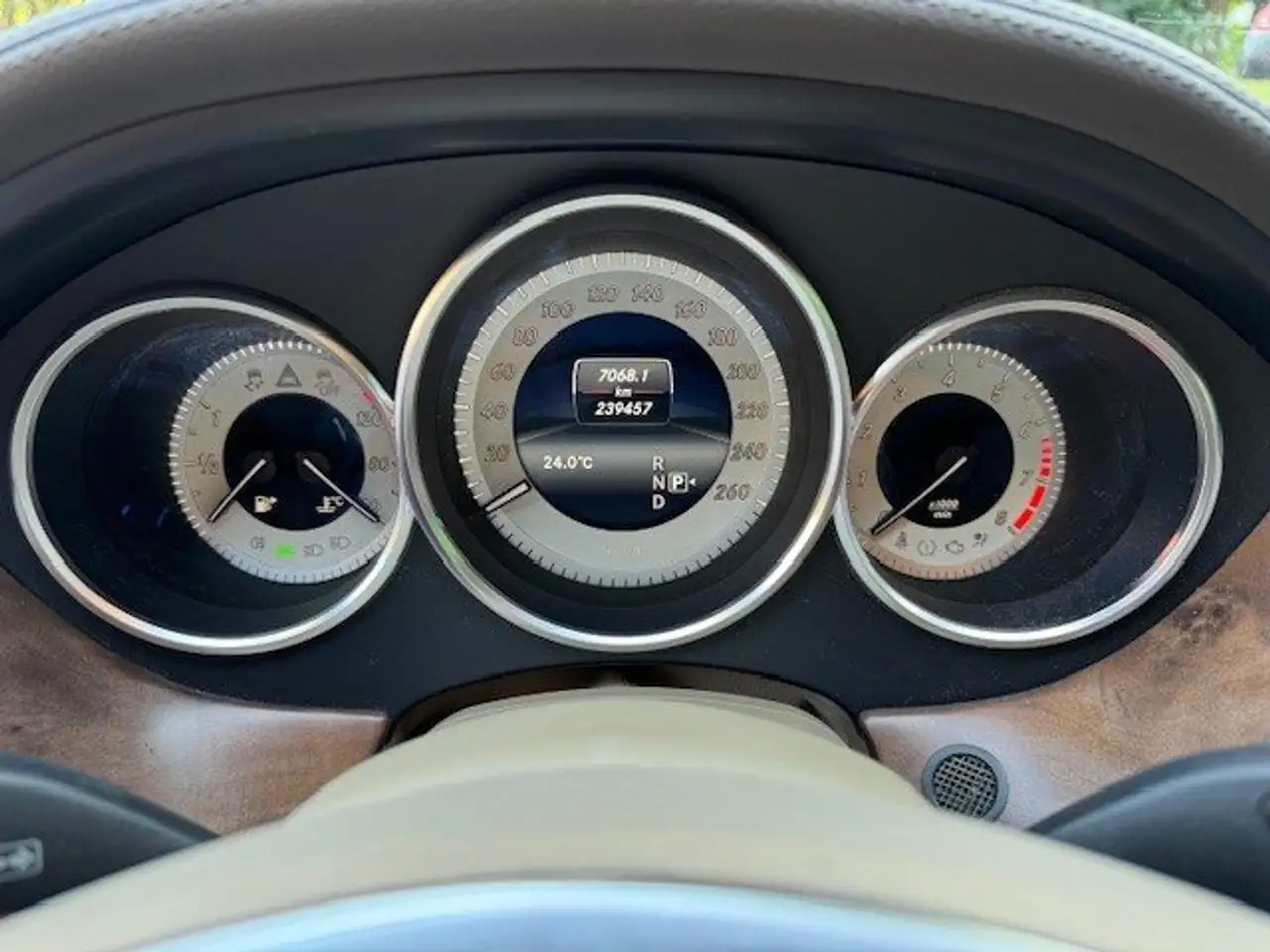 Mercedes-Benz CLS 500