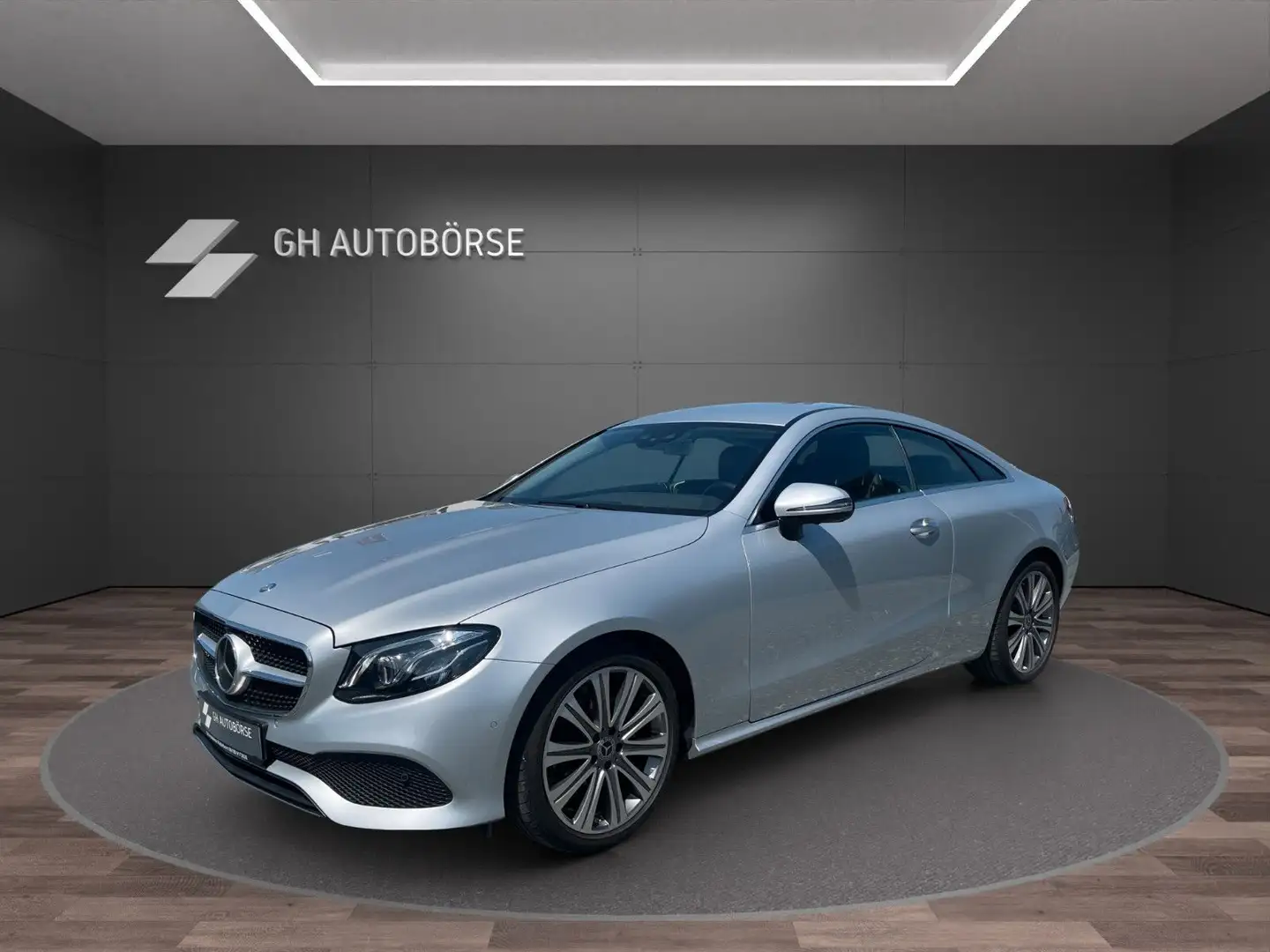 Mercedes-Benz E 200 Coupe| WIDE|360*KAMERA|SPUR|LED|BURMESTER Argent - 1
