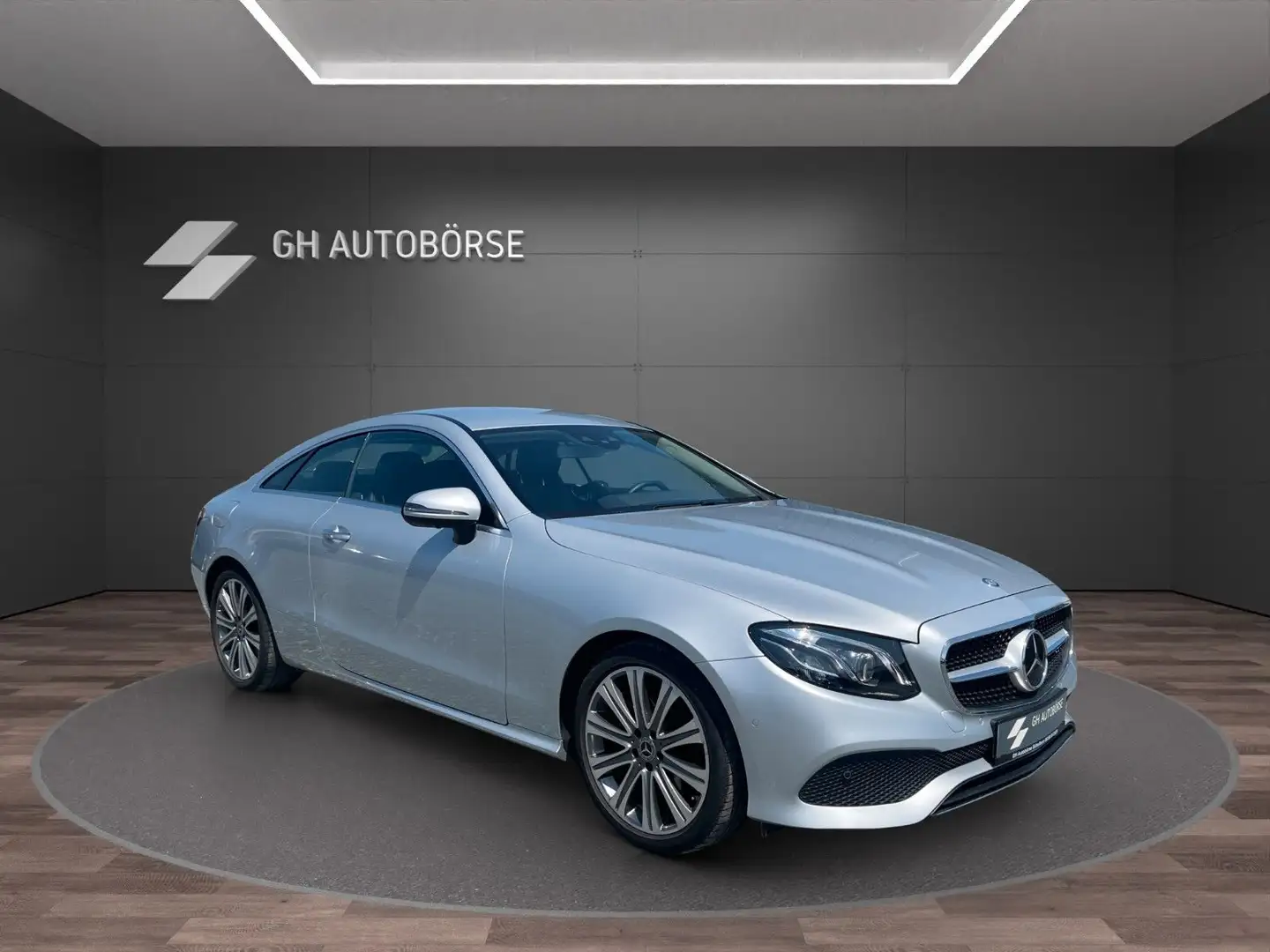 Mercedes-Benz E 200 Coupe| WIDE|360*KAMERA|SPUR|LED|BURMESTER Argent - 2