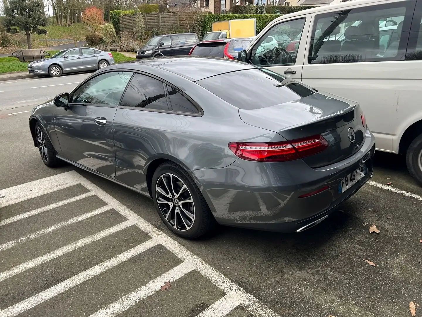 Mercedes-Benz E 220 220 D 194CH EXECUTIVE 9G-TRONIC EURO6D-T Gris - 2