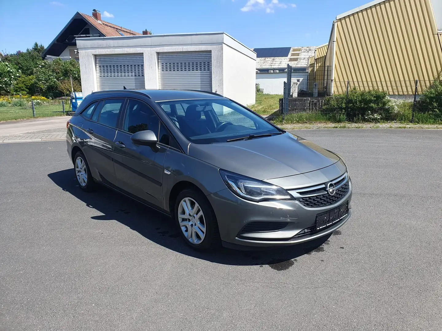 Opel Astra Edition Start/Stop - 2