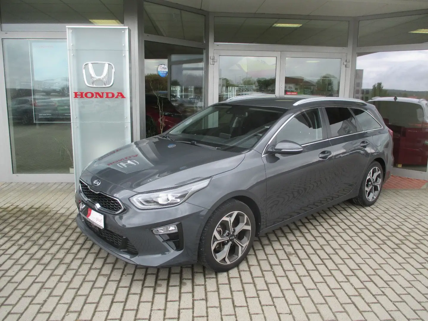 Kia Ceed SW / cee'd SW Ceed Sportswagon" 4 x Sitzheizung" Grau - 1