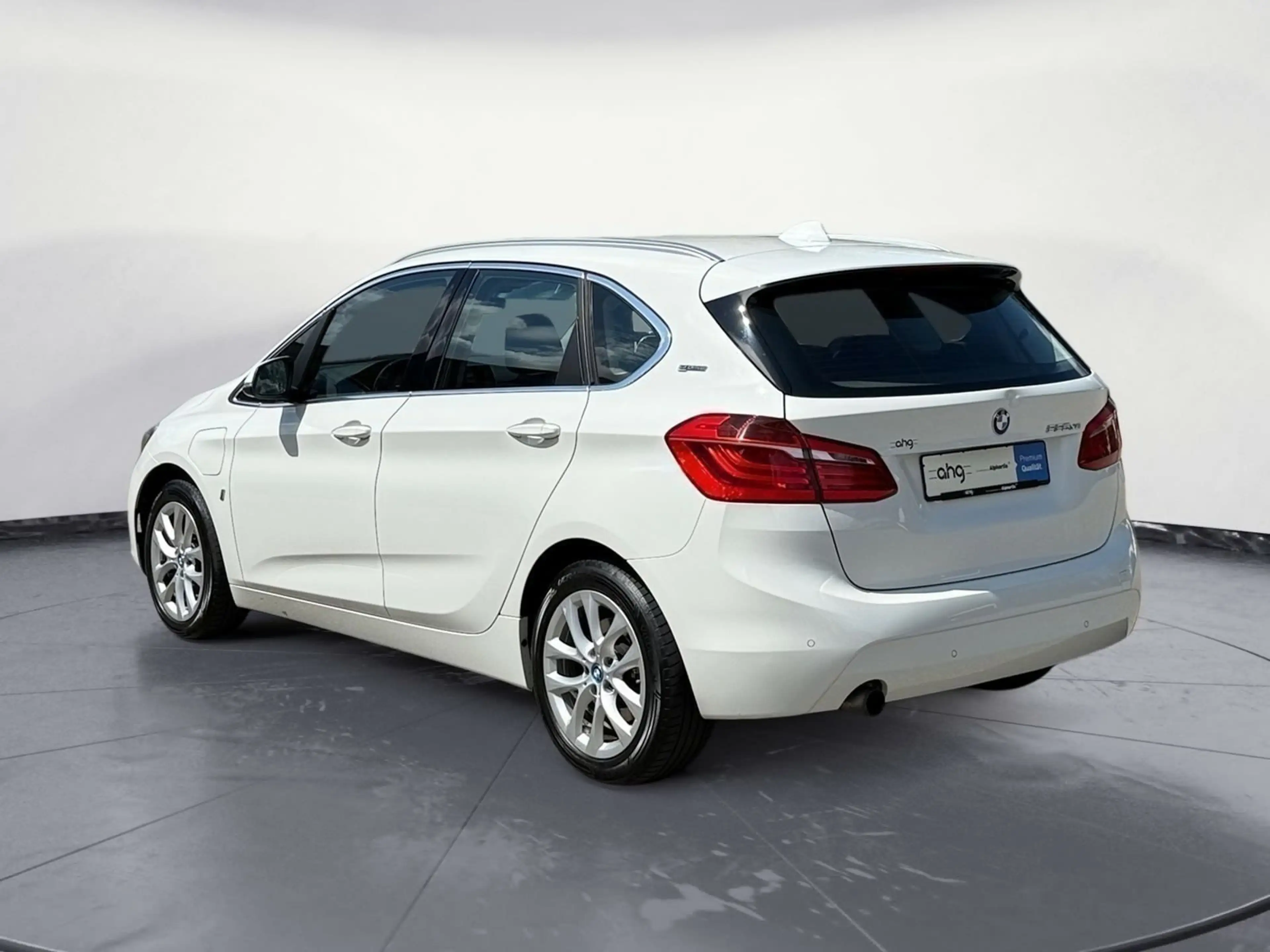 BMW 225 225xe Active Tourer iPerformance Advantage Navi — photo 5