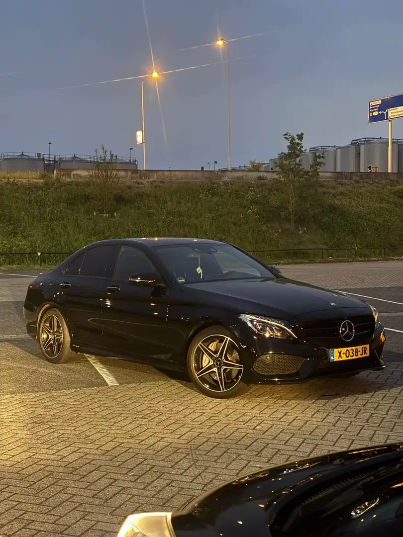 Mercedes-Benz C 250 7G-TRONIC AMG Line - 2