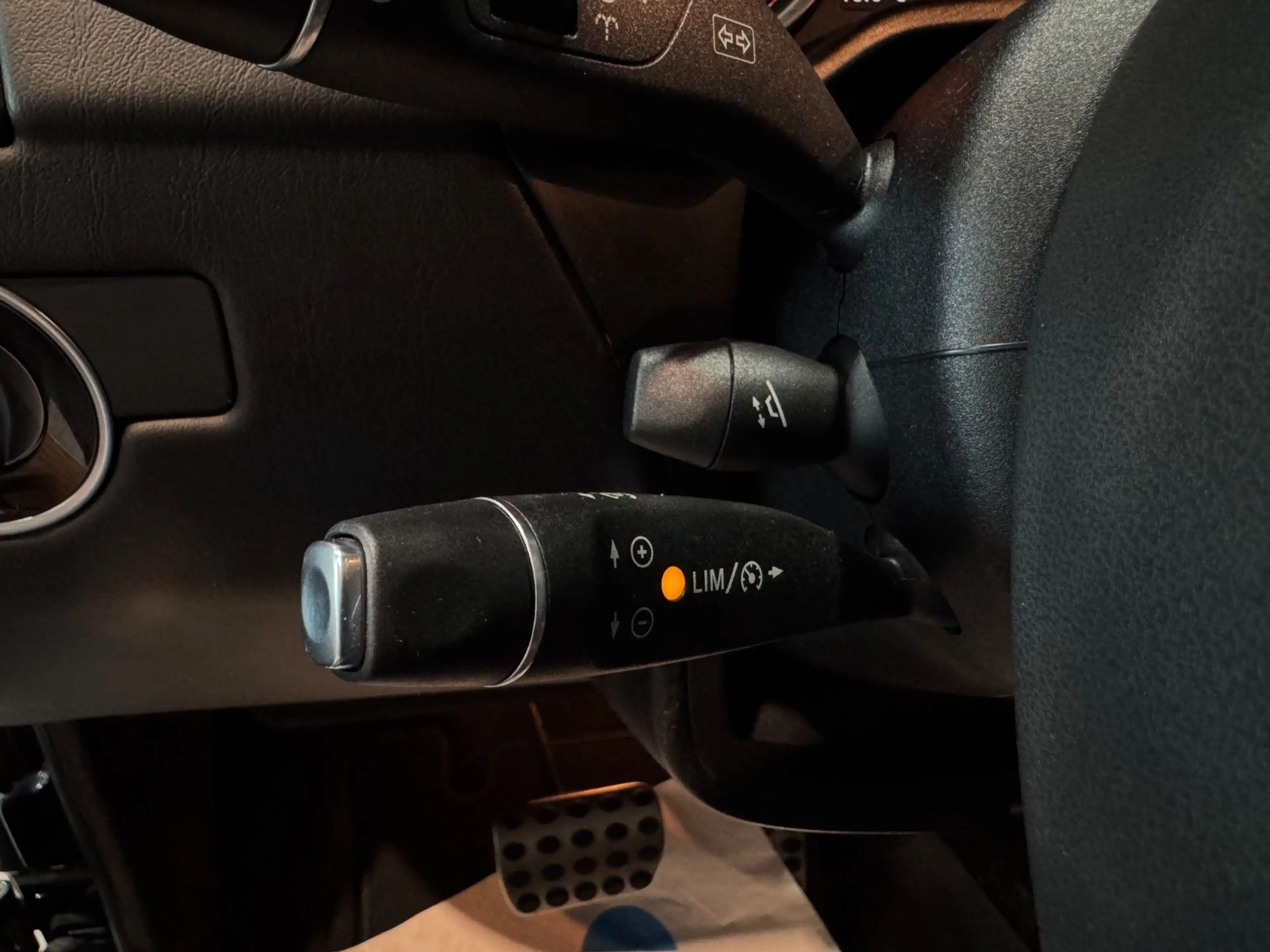 Mercedes-Benz G 350 /Station/d/RFK/SHZ/MWST/LED/SCHIEBEDACH/1.H — photo 12