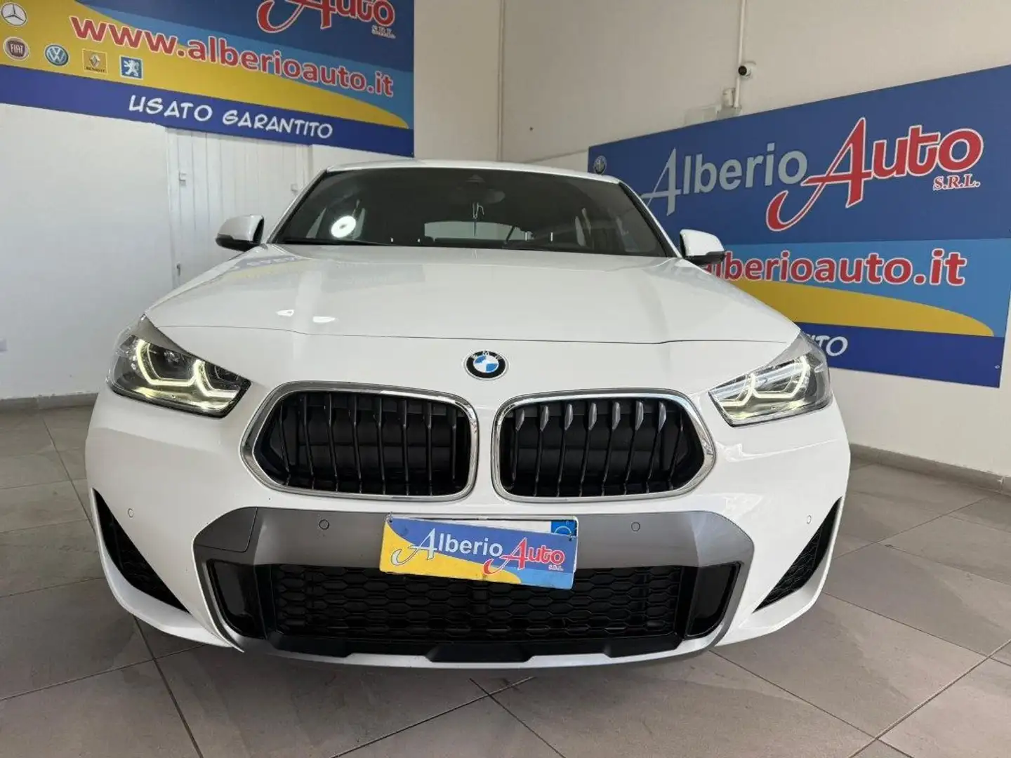 BMW X2 sDrive20d Msport-X Bianco - 2