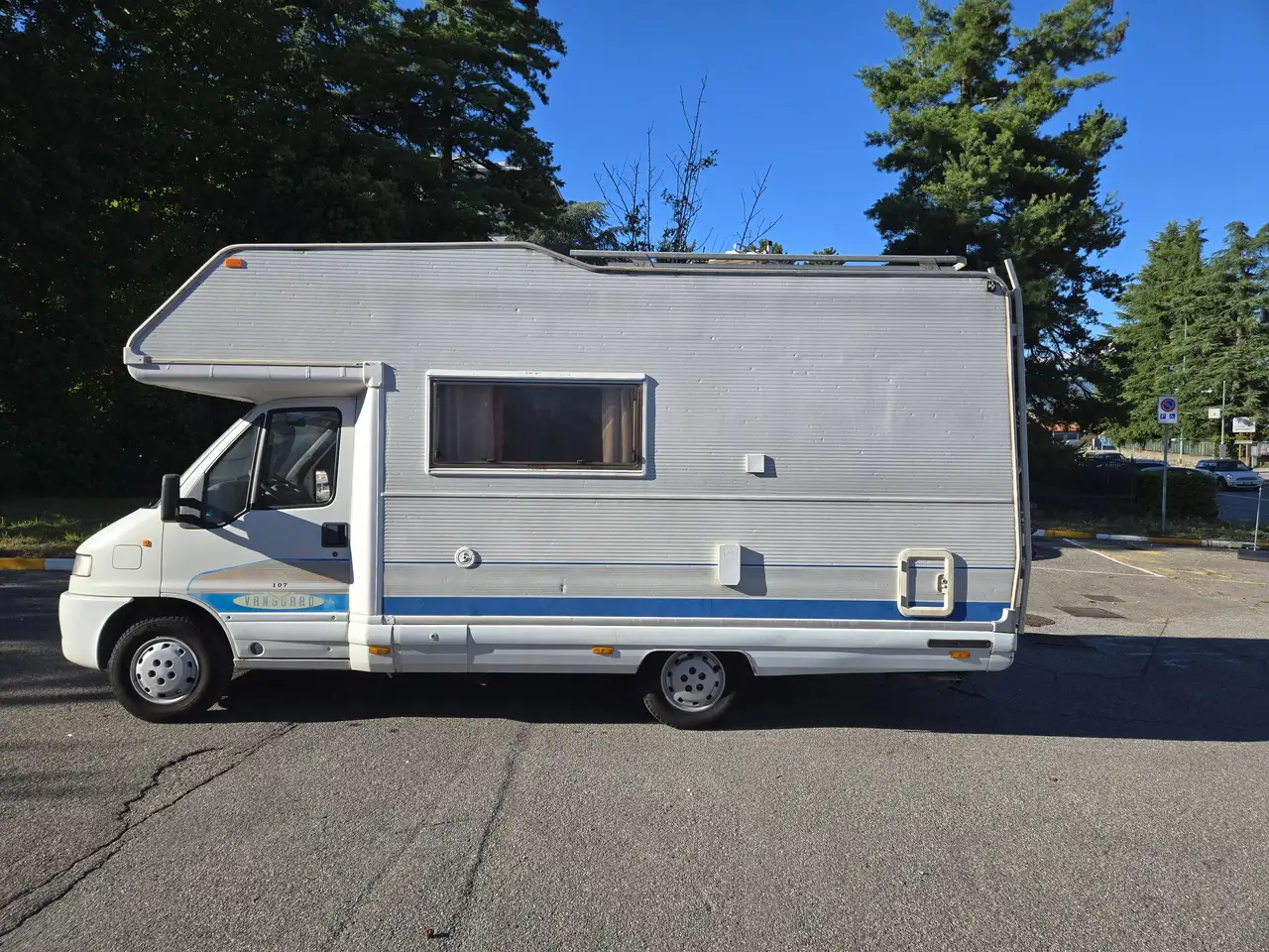 Caravans-Wohnm Elnagh Vanguard 107 (1998), foto 2