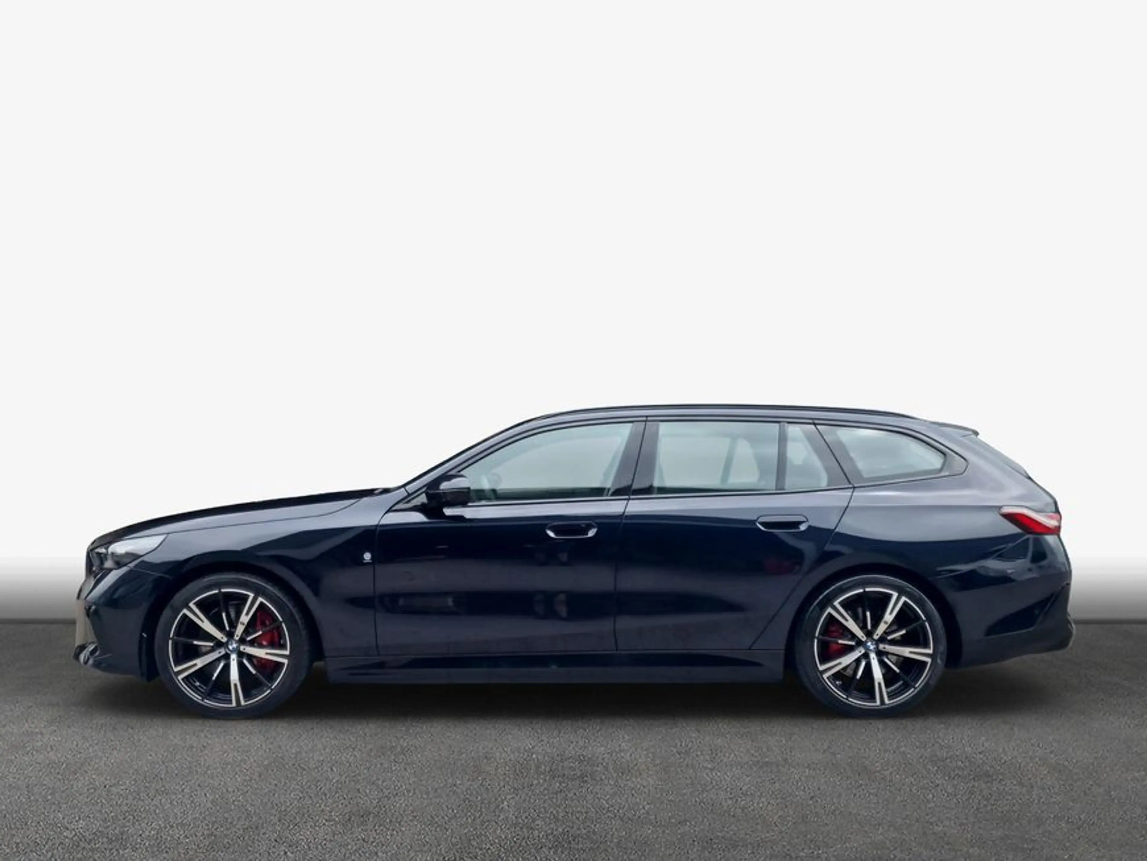 BMW i5 xDrive40 Touring — photo 5
