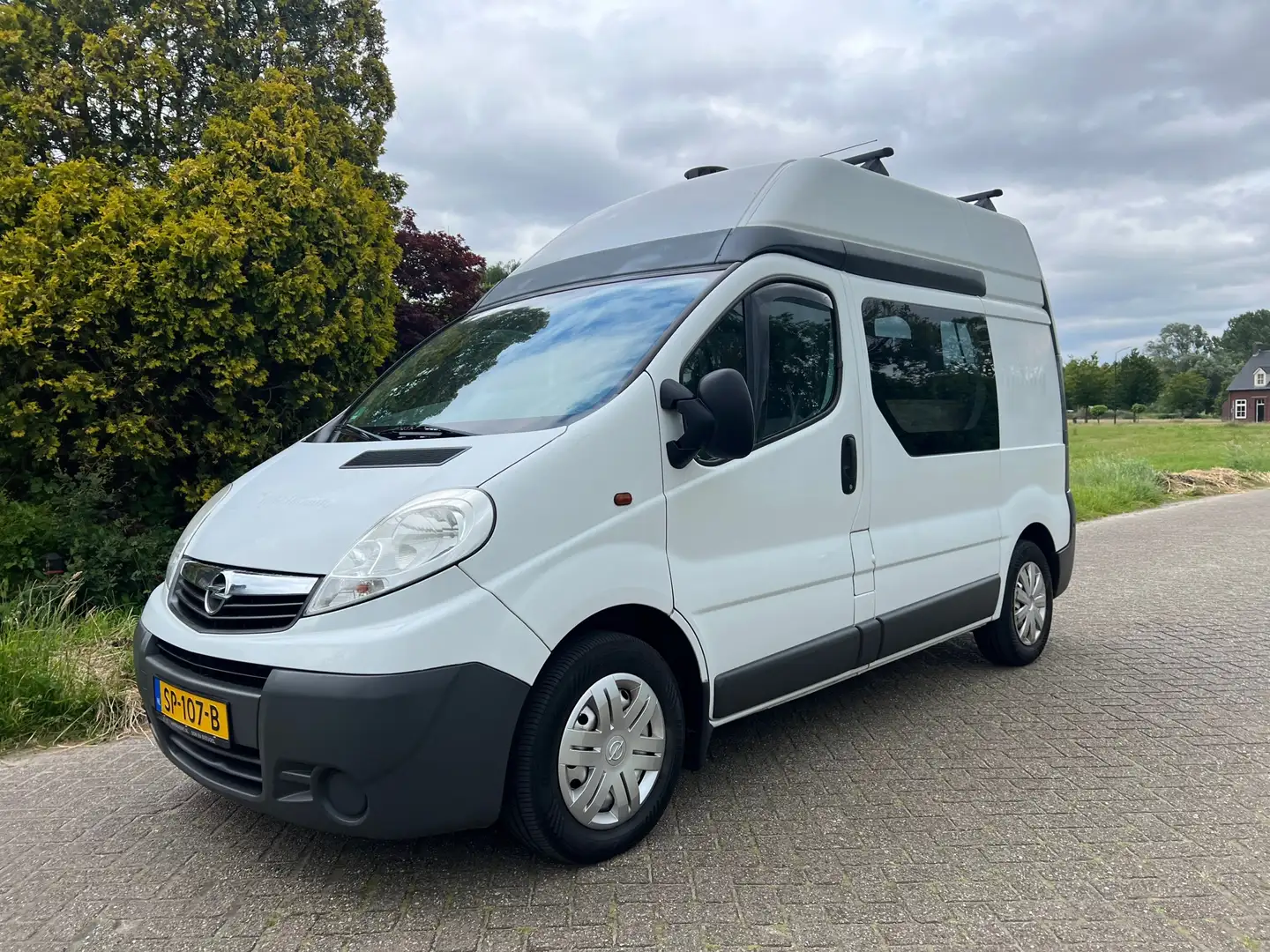 Opel VIVARO-2 2.5CDTI/ 2.9T L1H2 / camper! / nette Wit - 1