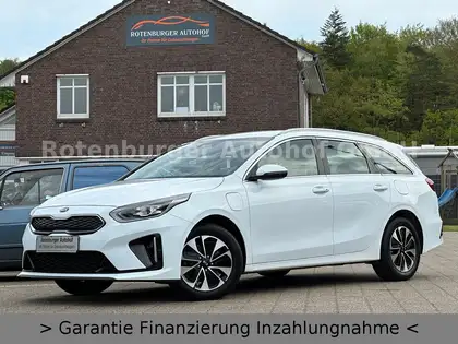 Annonce voiture d'occasion Kia Ceed SW / cee'd SW - CARADIZE
