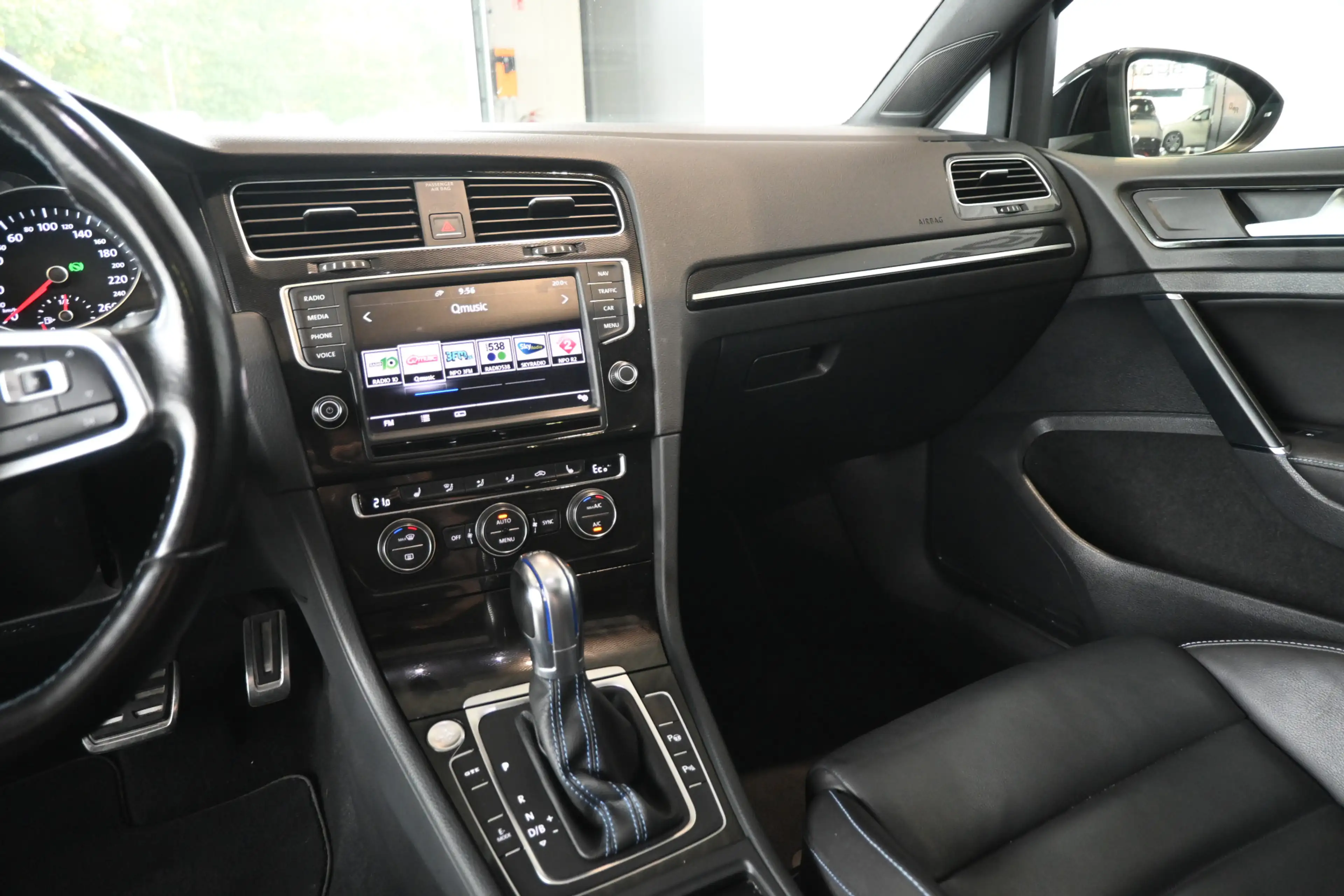 Volkswagen Golf GTE 1.4 TSI Clima Adaptieve cruise Panoramadak Navigat — photo 9