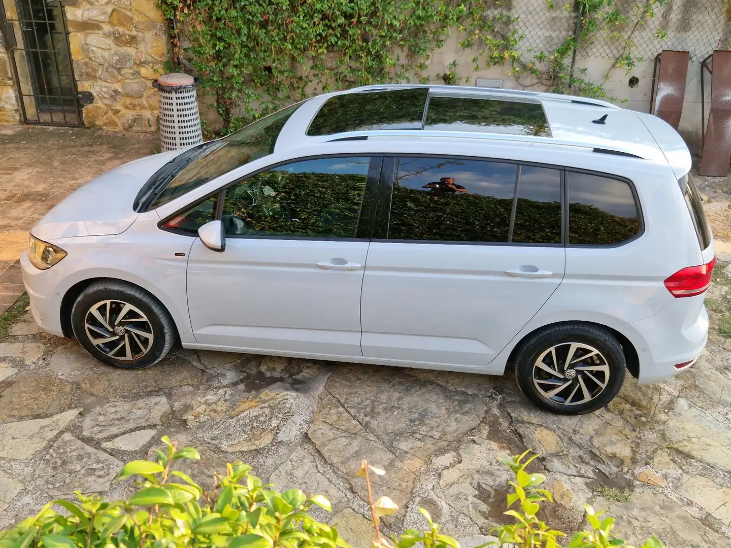 Volkswagen Touran 1.6 tdi JOIN 115cv dsg IMPECCABILE!! Bianco - 1