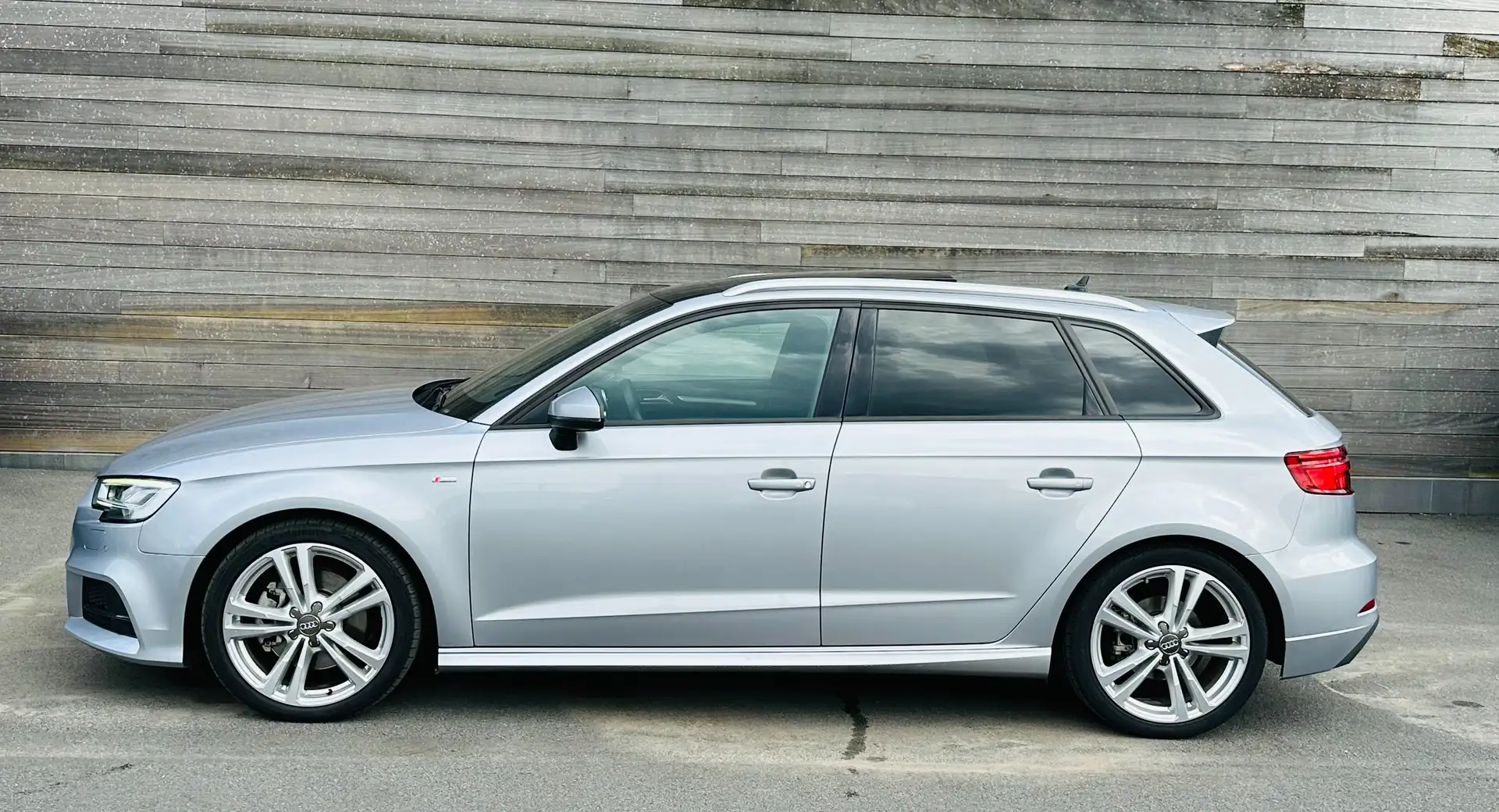 Audi A3 SPORTBACK S-LINE**LEDER**PANO**B&O**VIRTUAL**TOP!! Argent - 2
