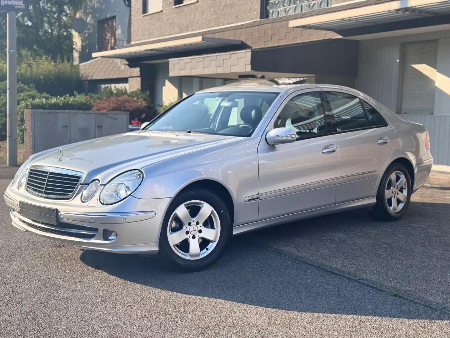 Mercedes-Benz E 320 E -Klasse Lim. E 320 CDI Argent - 1