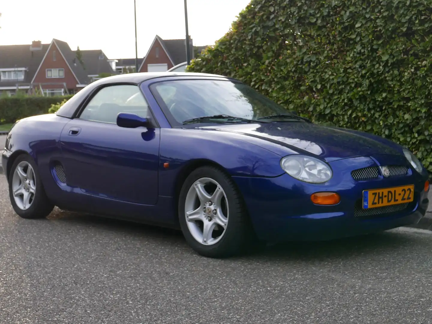 MG MGF MGF 1.8i Albastru - 2