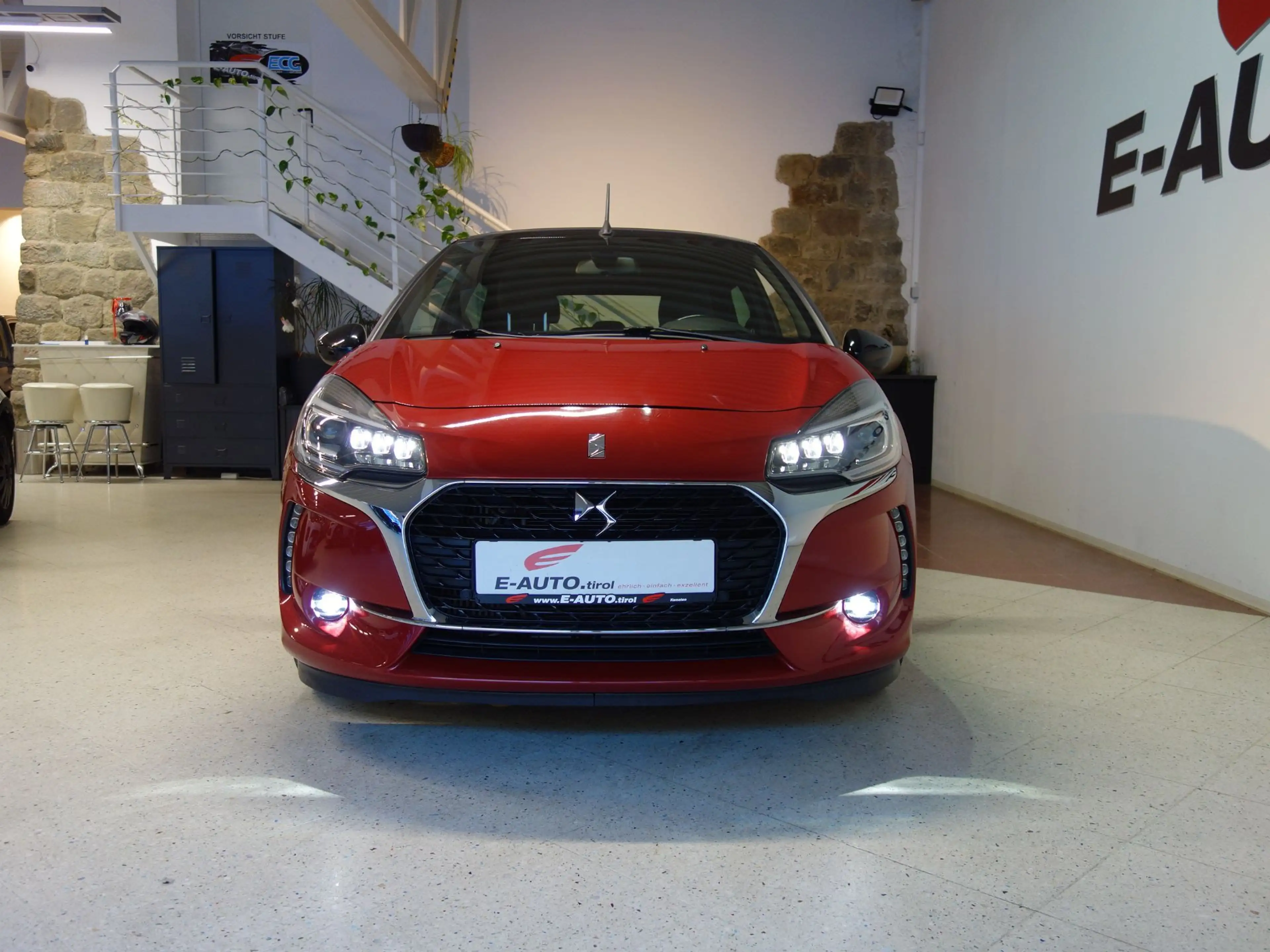 DS Automobiles DS 3 EAT6 *SPORT CHIC *CABRIO *LED *TEMPOMAT — photo 3