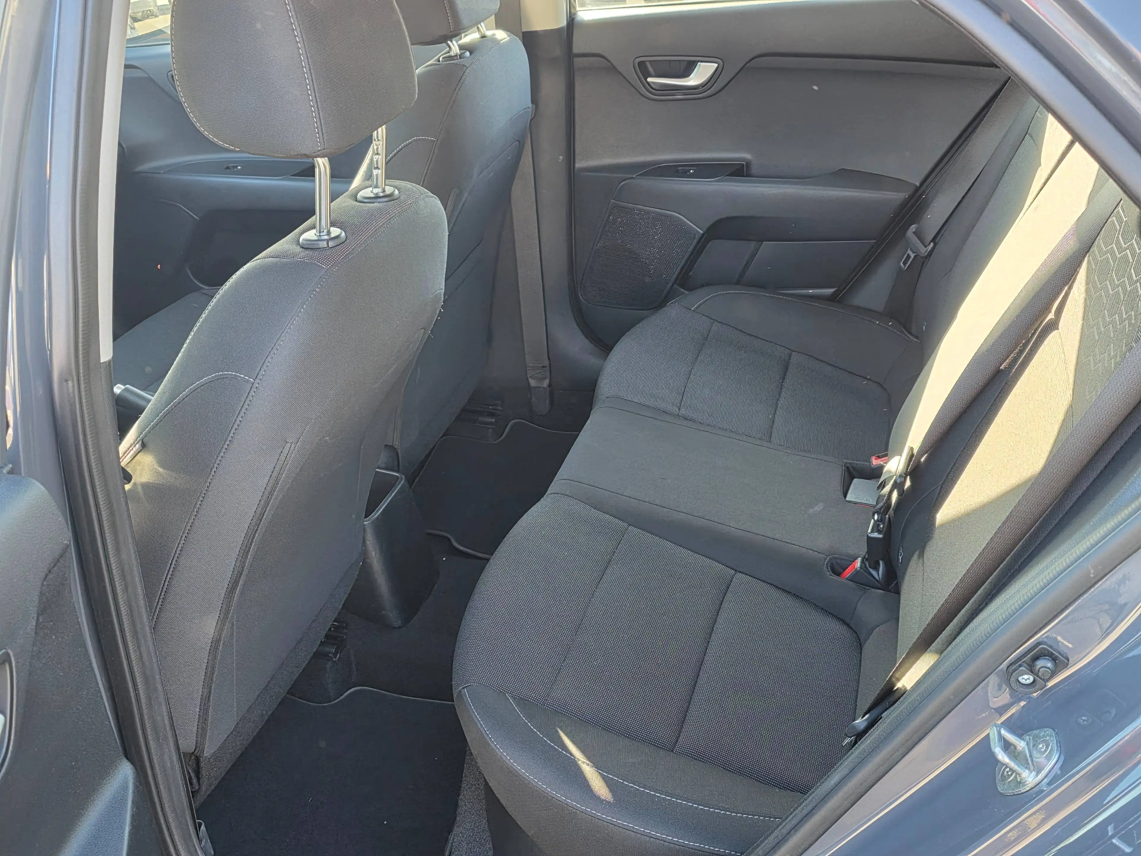 Kia Rio Rio Vision/R-Kamera/PDC/SHZ/LHZ/Eu6/ZV/Navi/ — photo 11