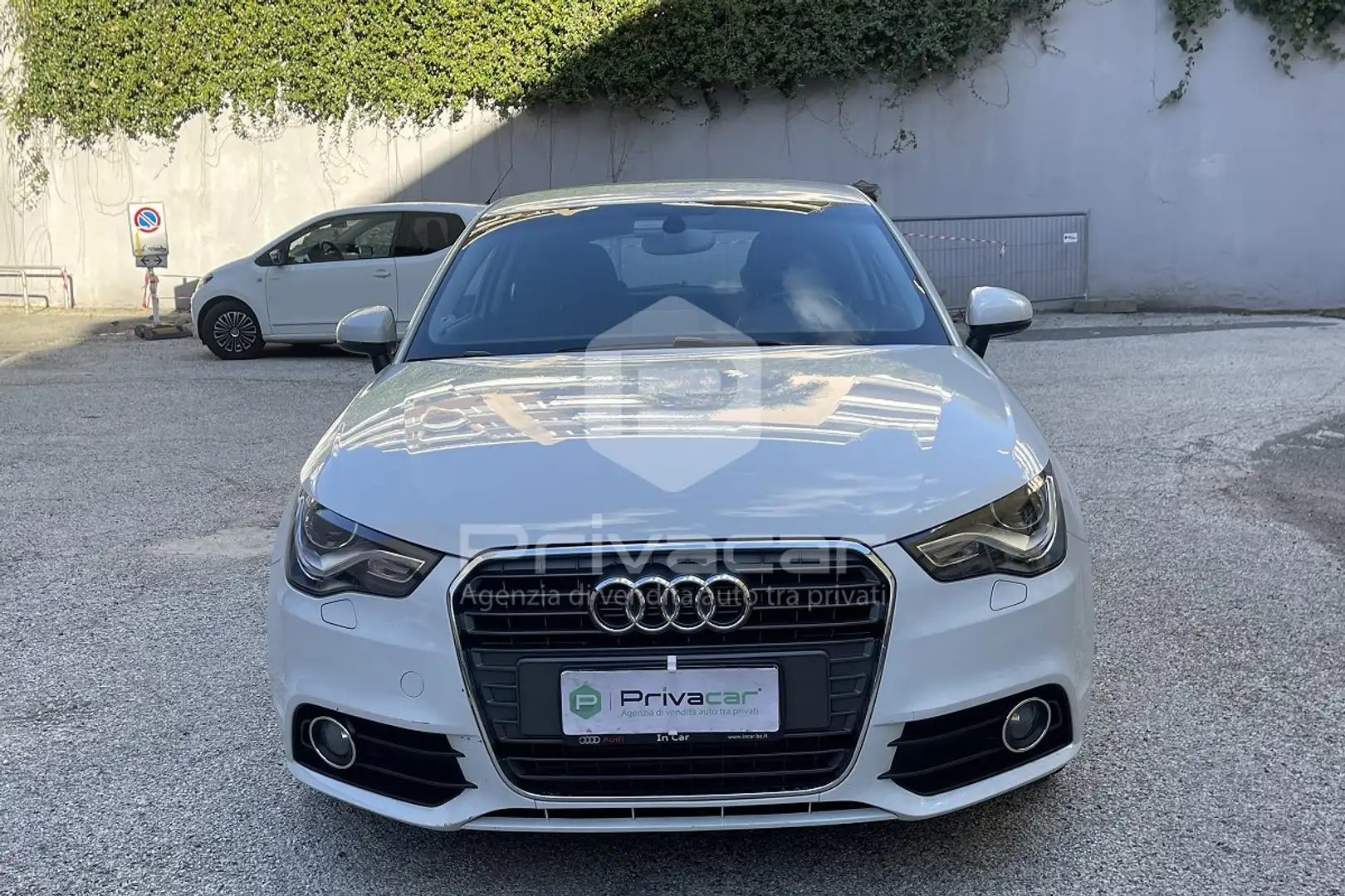 Audi A1 A1 1.6 TDI Attraction Wit - 2