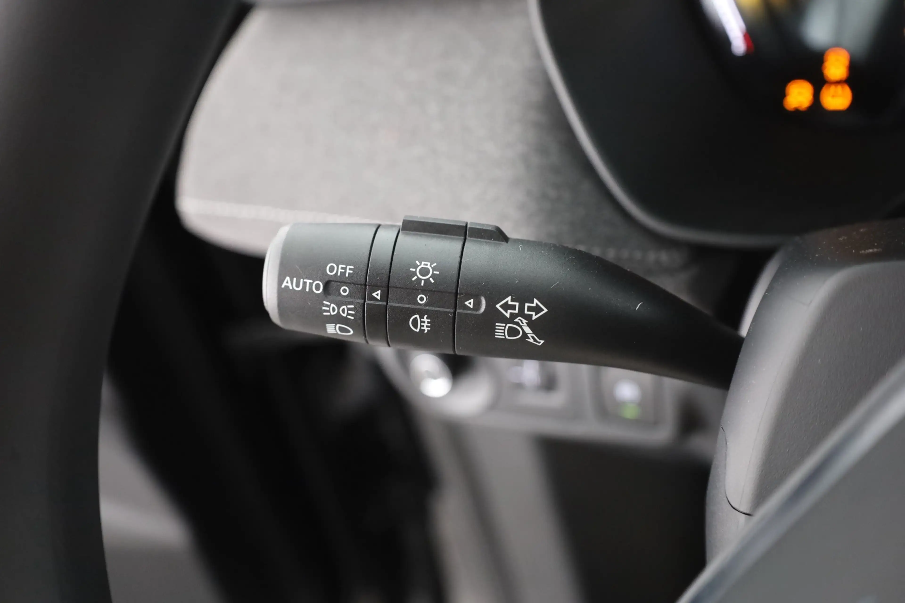 MG ZS 1.5 VTi-Tech Standard Navi Kamera Tempomat — photo 18