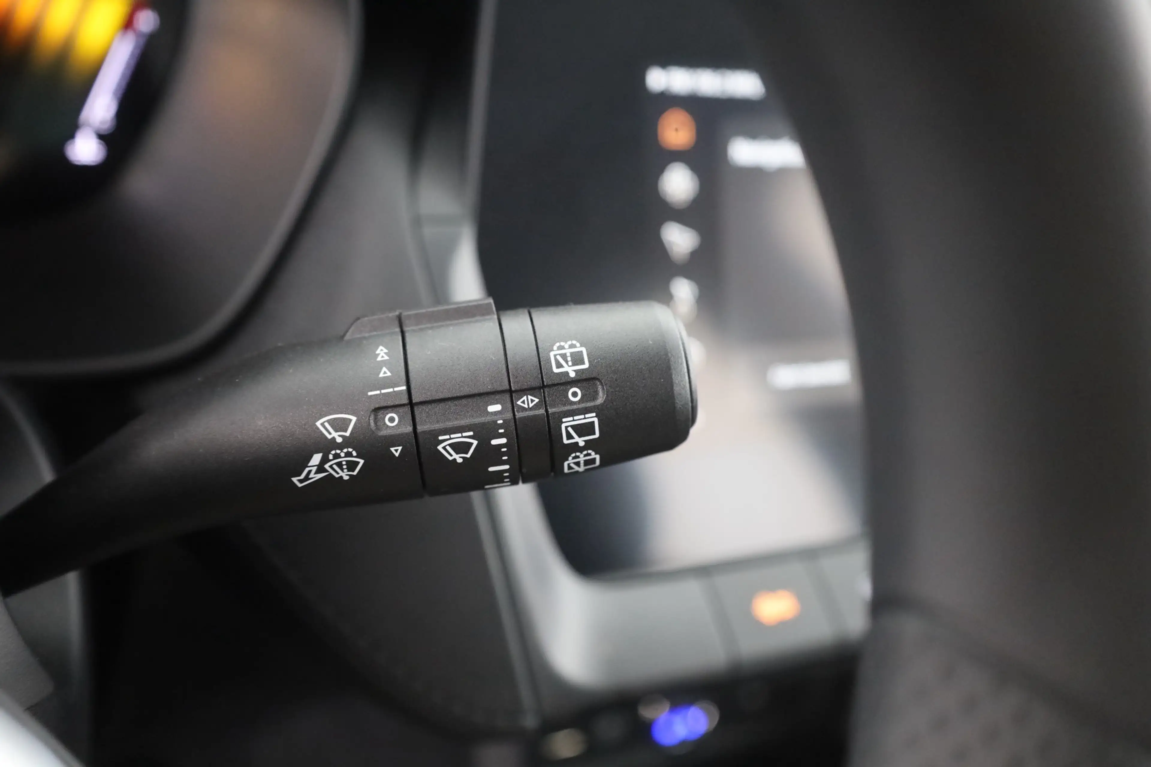 MG ZS 1.5 VTi-Tech Standard Navi Kamera Tempomat — photo 19