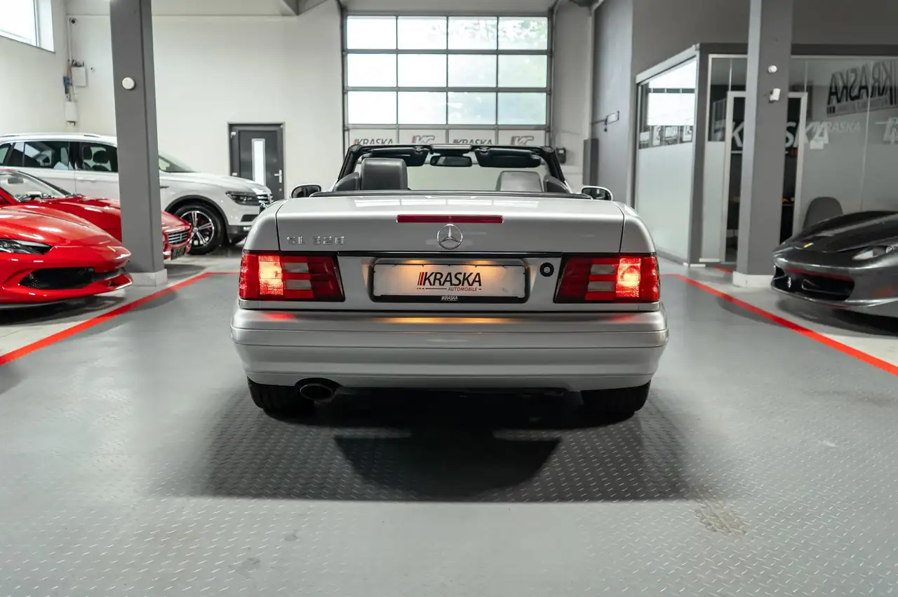 Mercedes-Benz SL 320 3.2 V6 TEMPOMAT SHZ KLIMA HOLZ/LEDER 17", foto 9