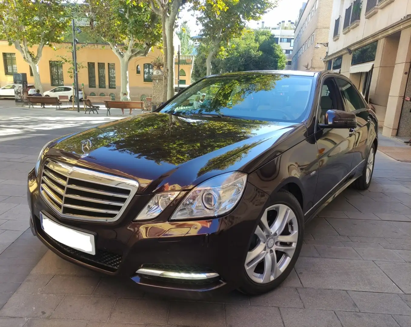 Mercedes-Benz E 250 CGI BE Avantgarde 7G Brun - 1