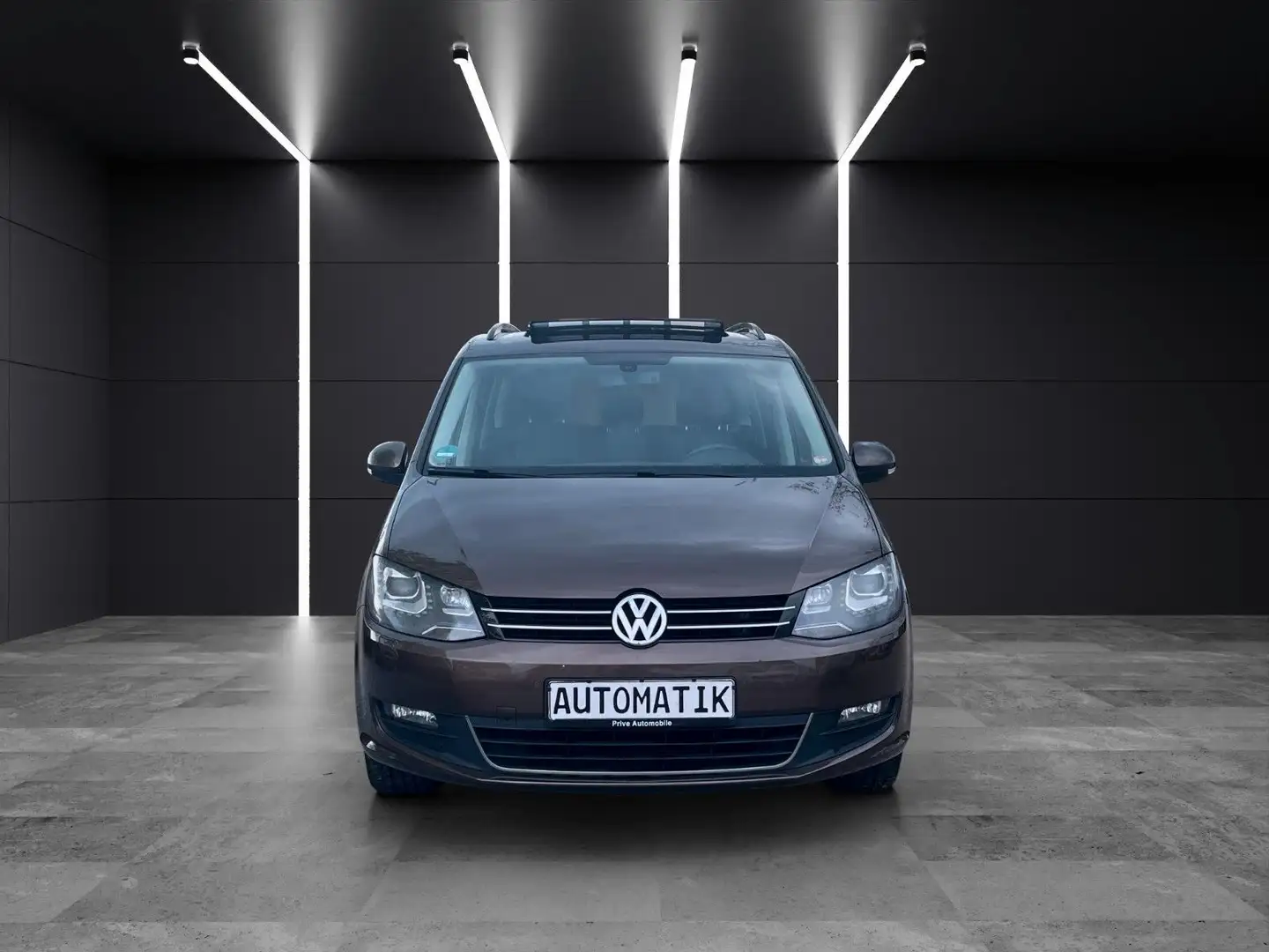 Volkswagen Sharan Automatik~7-Sitzer~Navi~SHZ~Bi-Xenon~Pano Brun - 2