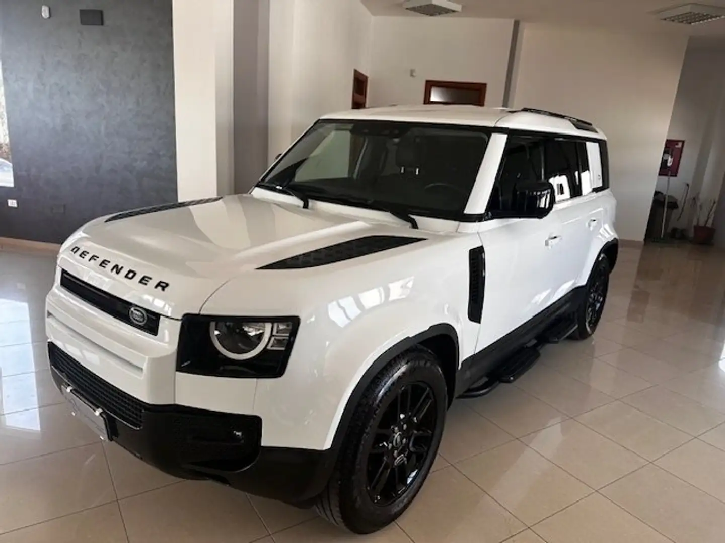 Land Rover Defender Defender 110 3.0d i6 mhev SE Edition awd 250cv aut Blanco - 1