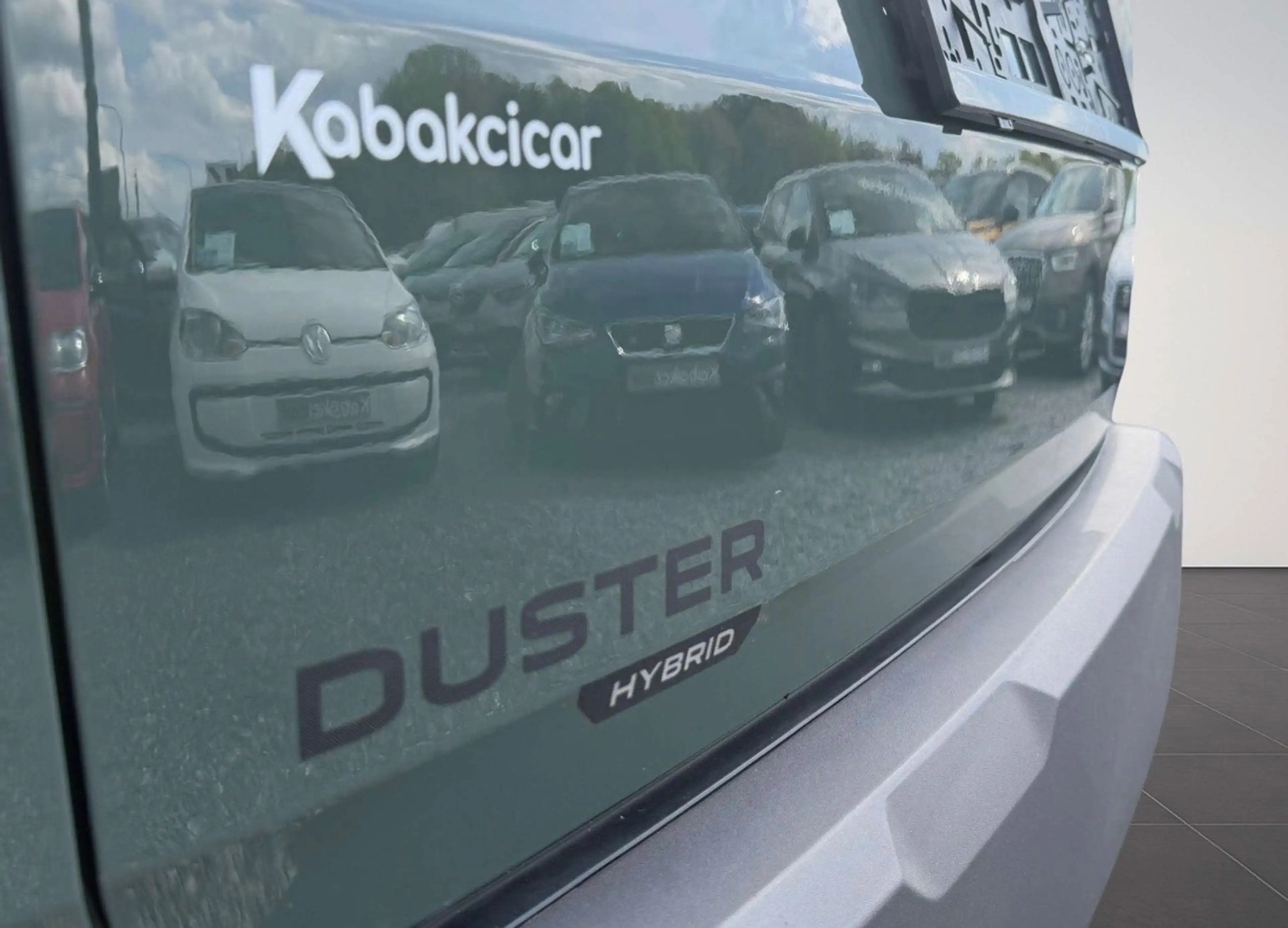 Dacia Duster Duster 1.6 E-TECH Mild hybrid / Navi / Cam / ETAT NEUF ! — photo 9