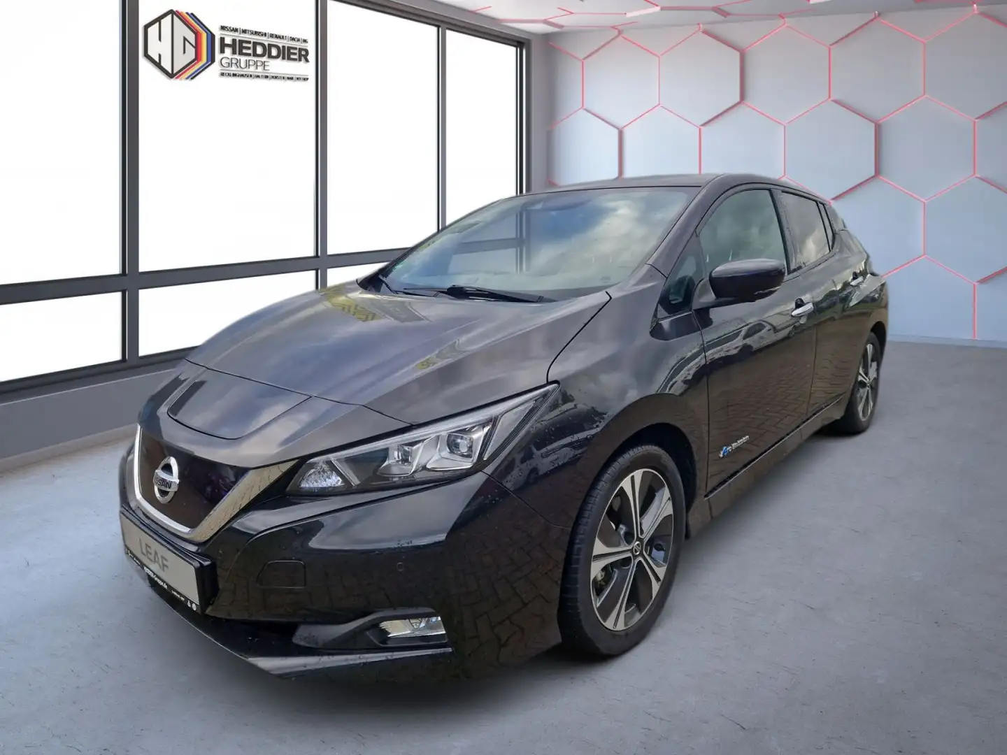 Nissan Leaf Tekna 122 PS 40kWh *LED*NAVI*PROPILOT*DAB*S Schwarz - 1