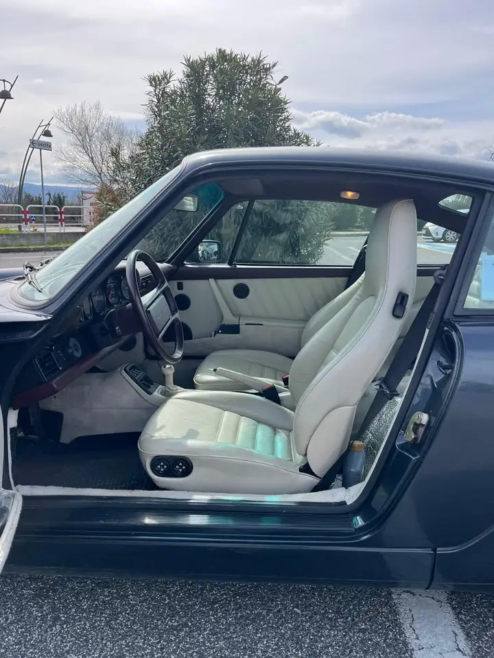 Porsche 964 911 Coupe 3.6 Carrera 4, foto 5