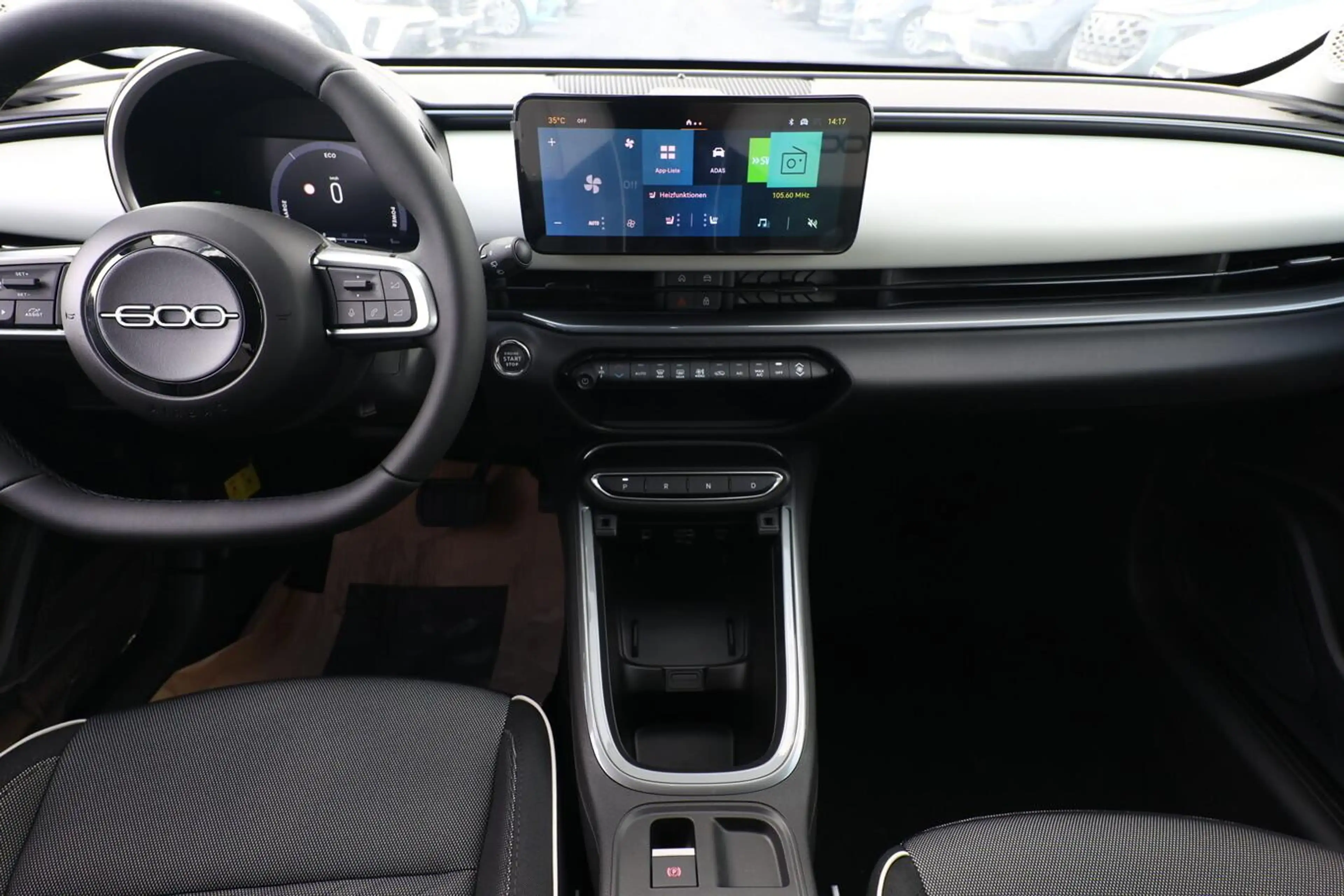 Fiat 600 Hybrid La Prima SHZ eHK ACC Nav Kam 360°PDC 74 ... — photo 8