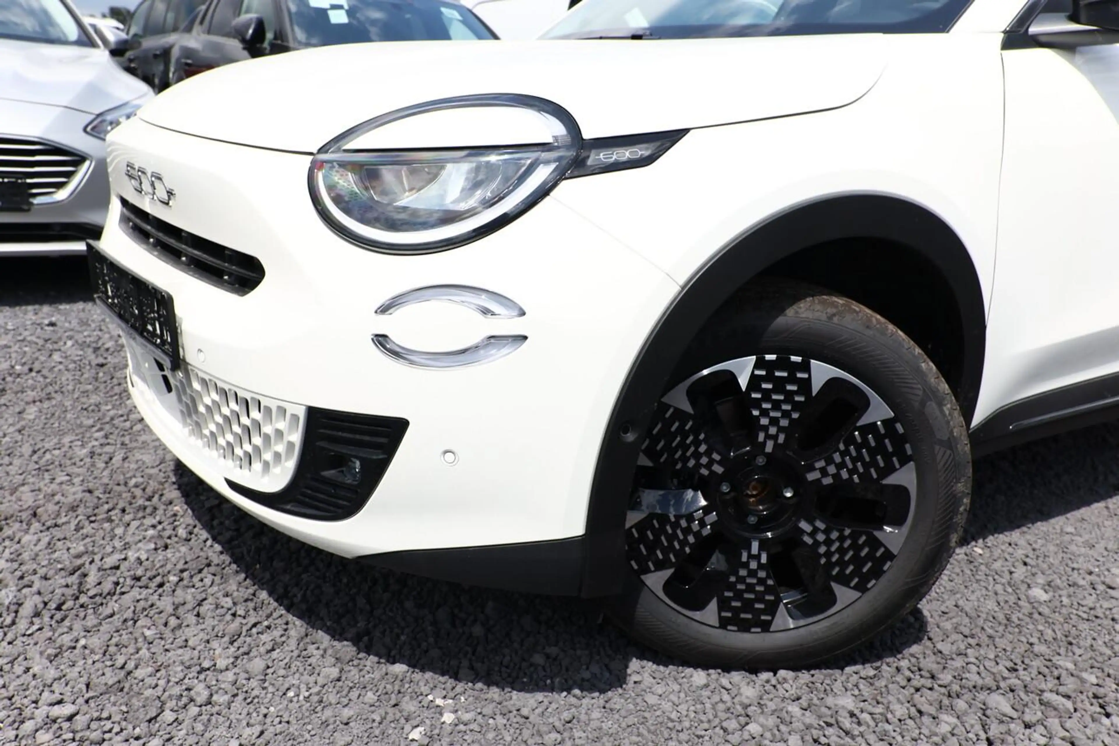 Fiat 600 Hybrid La Prima SHZ eHK ACC Nav Kam 360°PDC 74 ... — photo 5