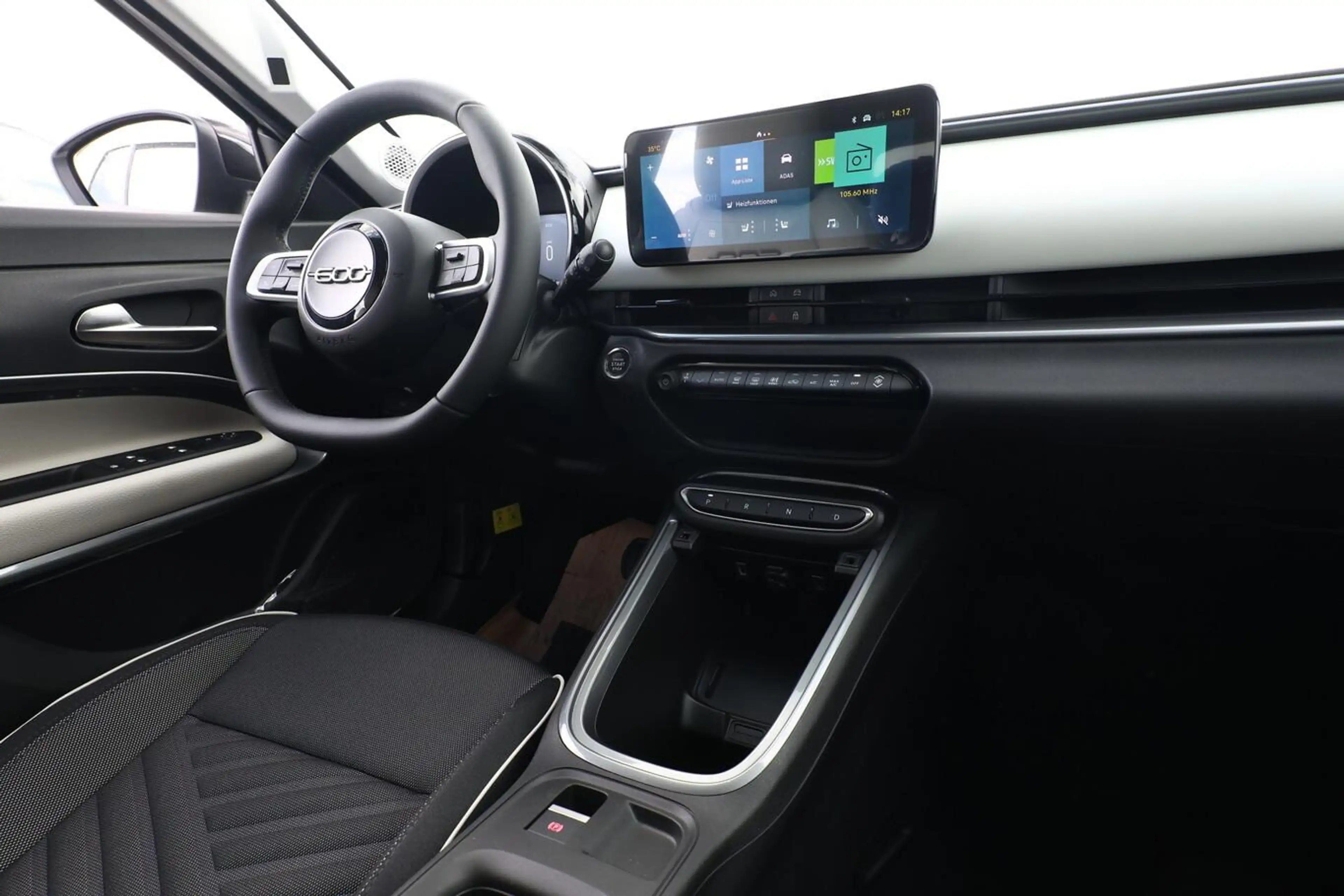 Fiat 600 Hybrid La Prima SHZ eHK ACC Nav Kam 360°PDC 74 ... — photo 9